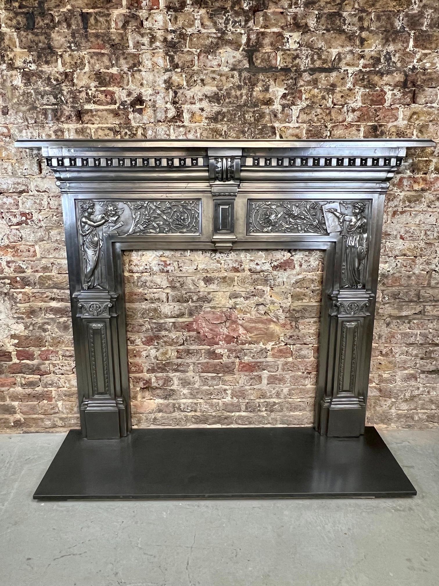 19. Jahrhundert Gusseisen brüniert Mantlepiece Surround im Angebot 4