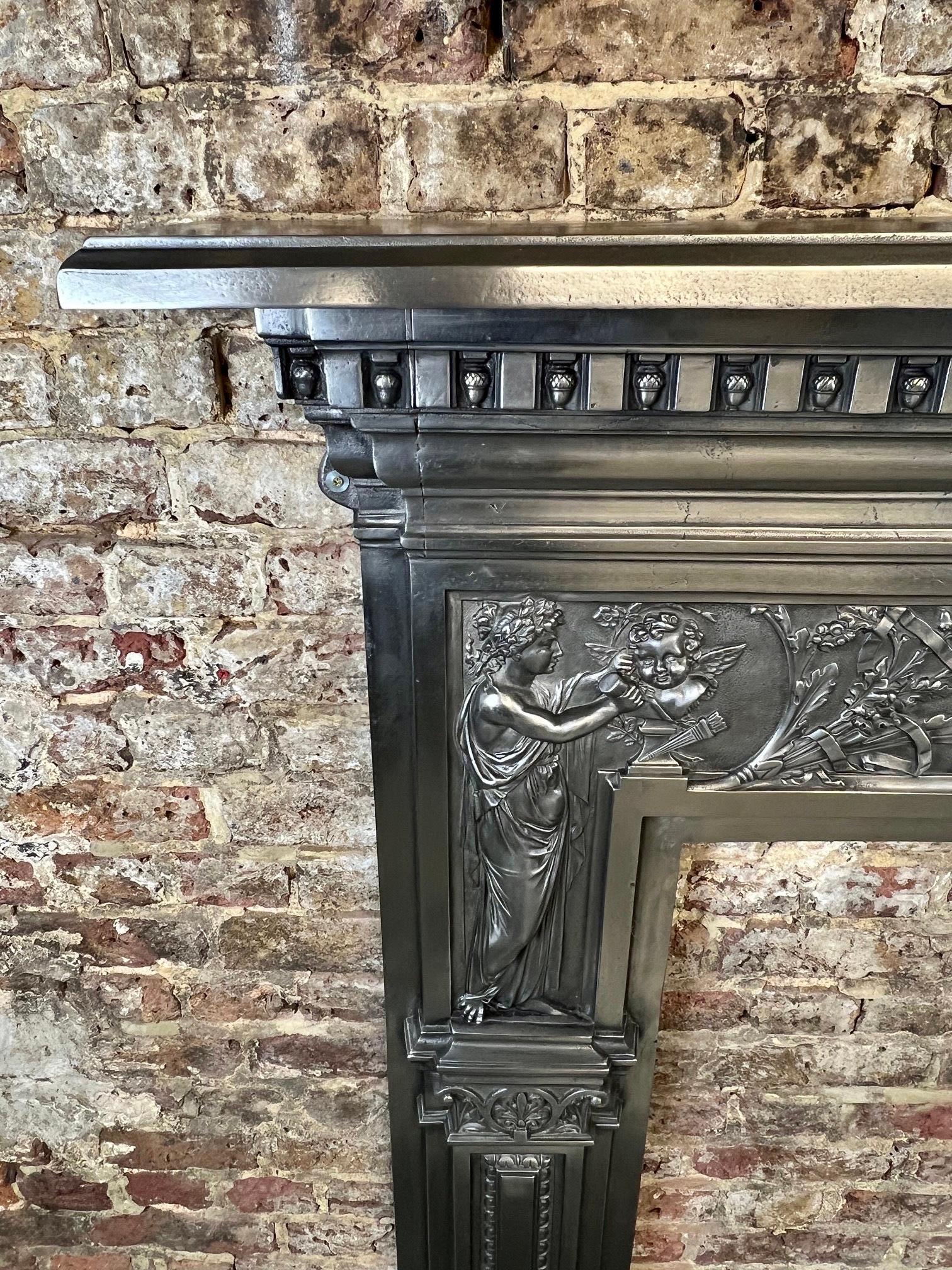 19. Jahrhundert Gusseisen brüniert Mantlepiece Surround im Zustand „Gut“ im Angebot in London, GB