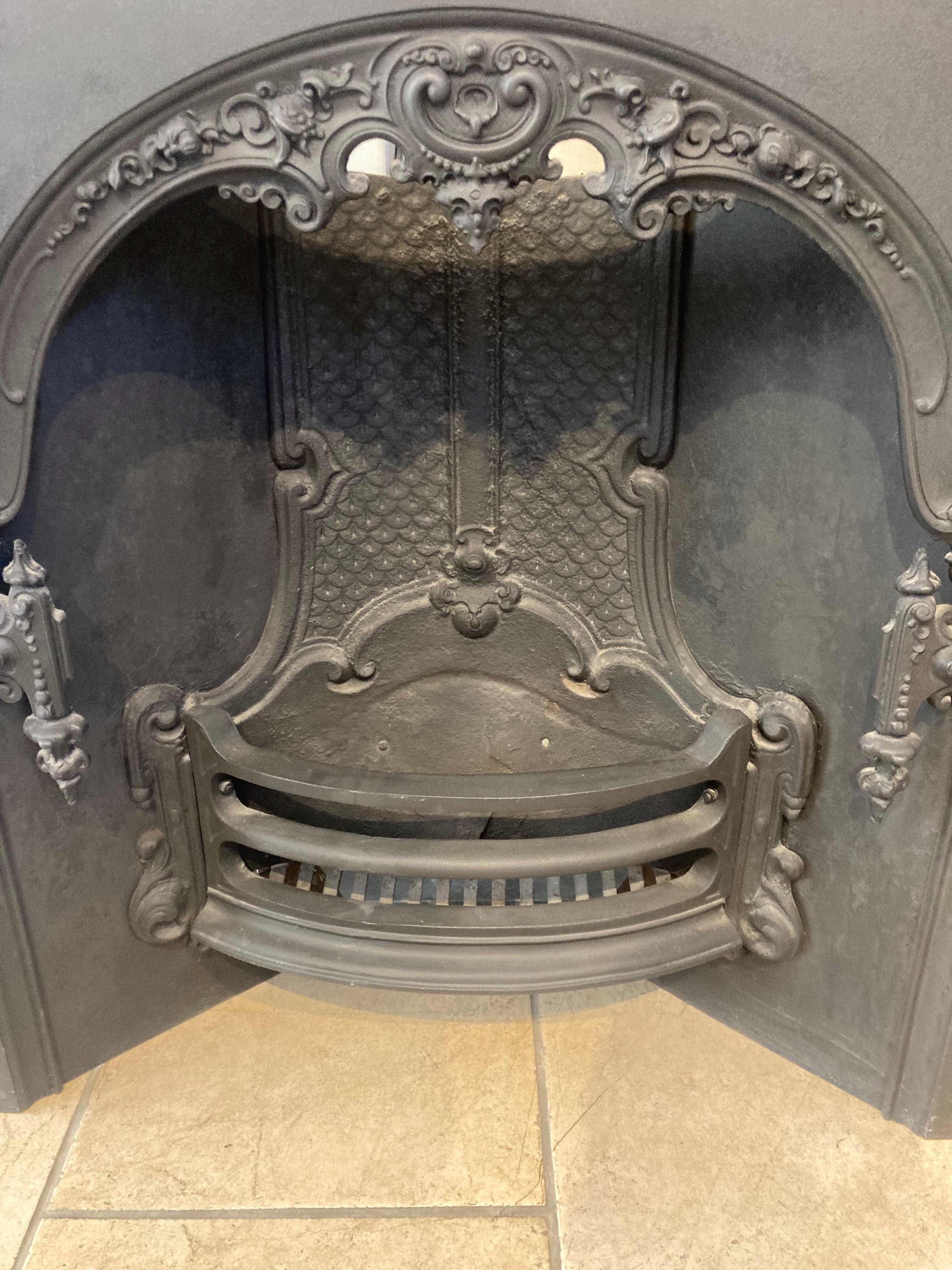 English 19th Century Cast Iron Fireplace Insert