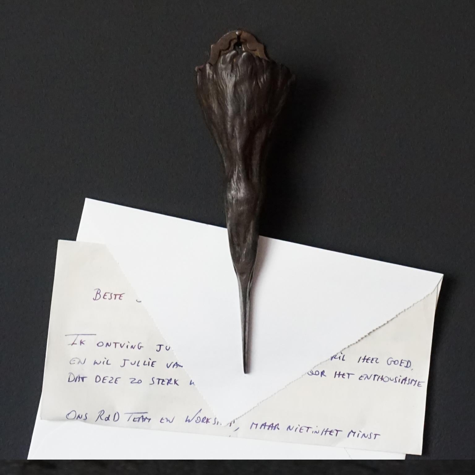 19. Jahrhundert Gusseisen Französisch figuralen Vogel Reiher Büroklammer oder Briefhalter im Angebot 4