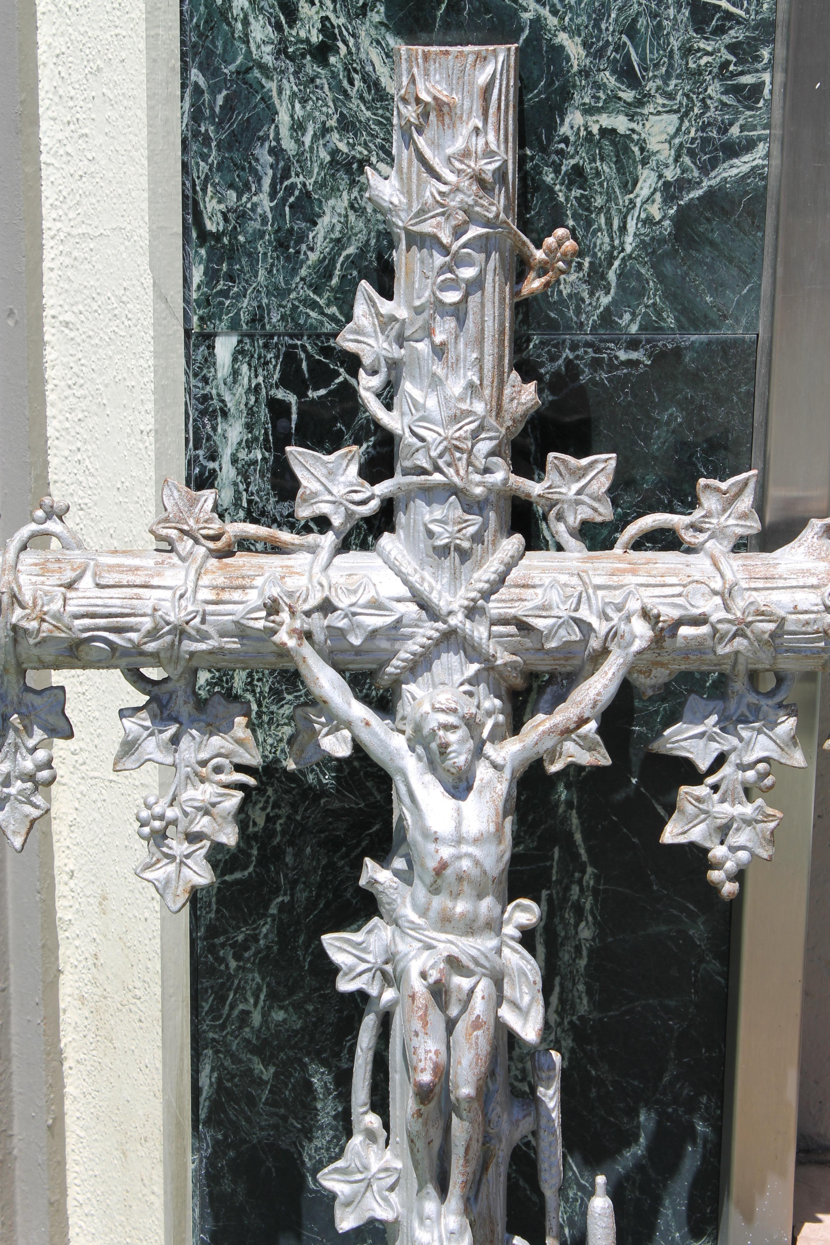 Victorian 19th Century Cast Iron Graveyard Crucifix