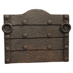 Antique 19th Century Cast Iron Medieval Style Fireback with Horizontal Lapping and Rings