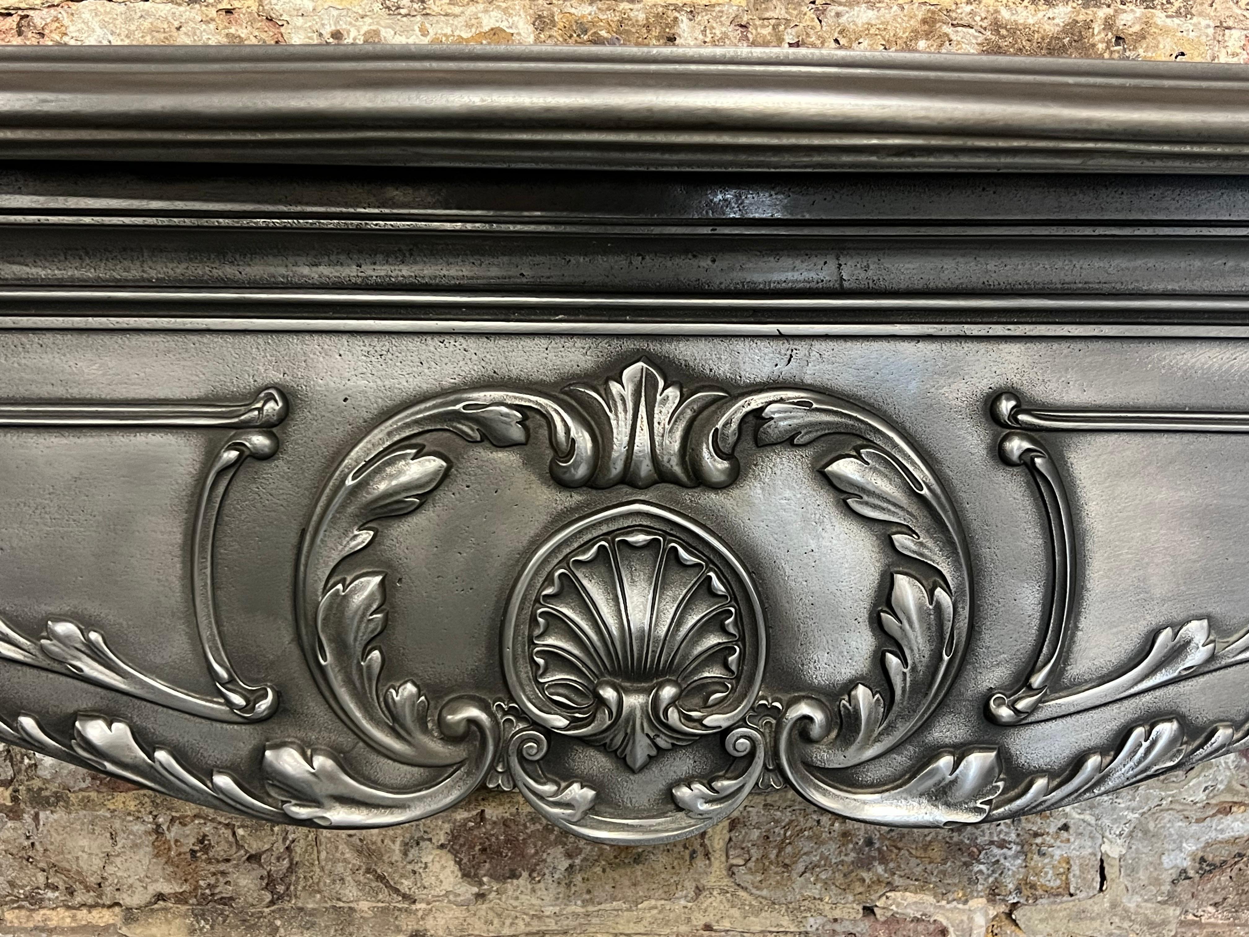 19th Century Cast Iron Serpentine Burnished Fireplace Mantlepiece In Good Condition For Sale In London, GB
