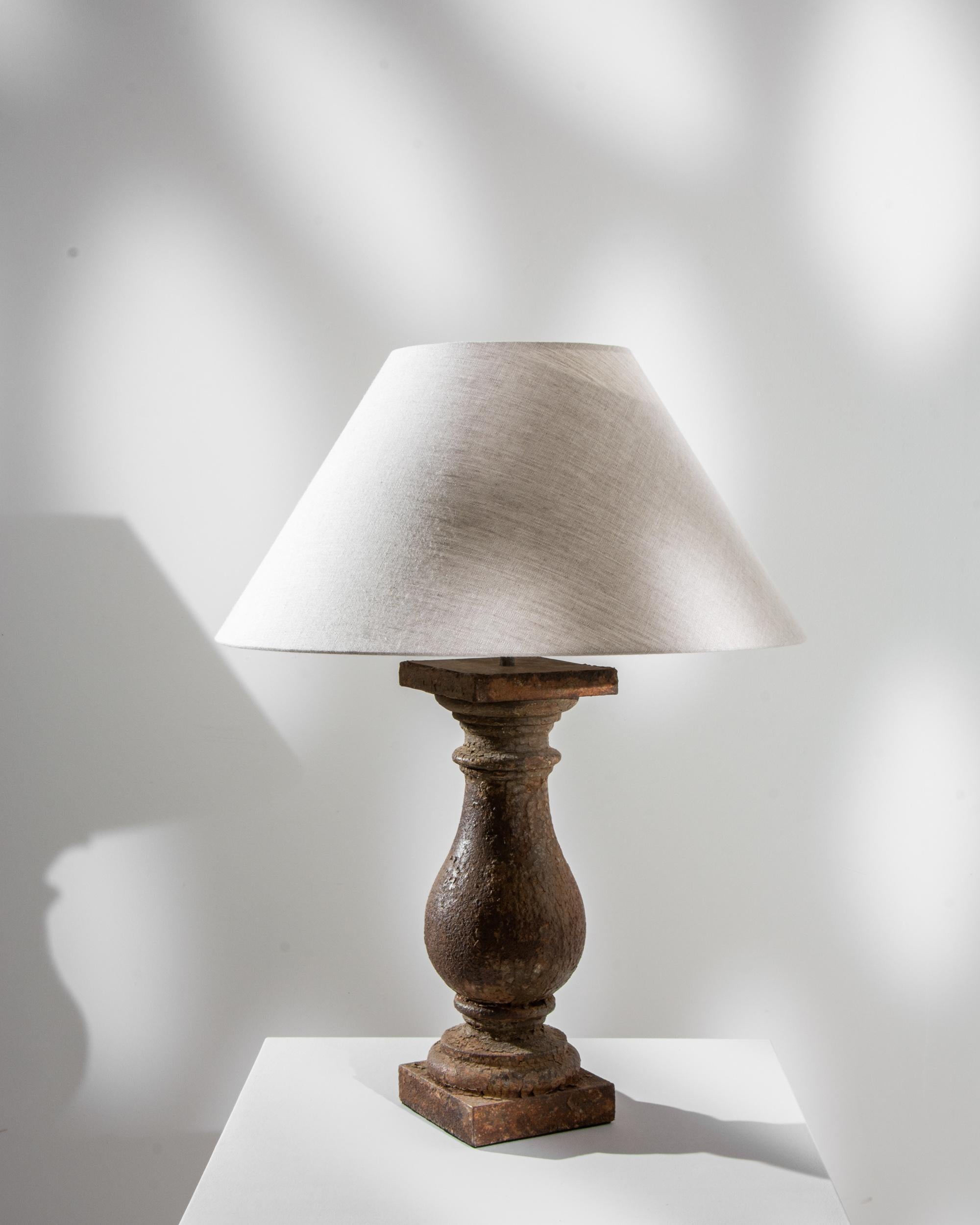 19th Century Cast Iron Table Lamp For Sale 2