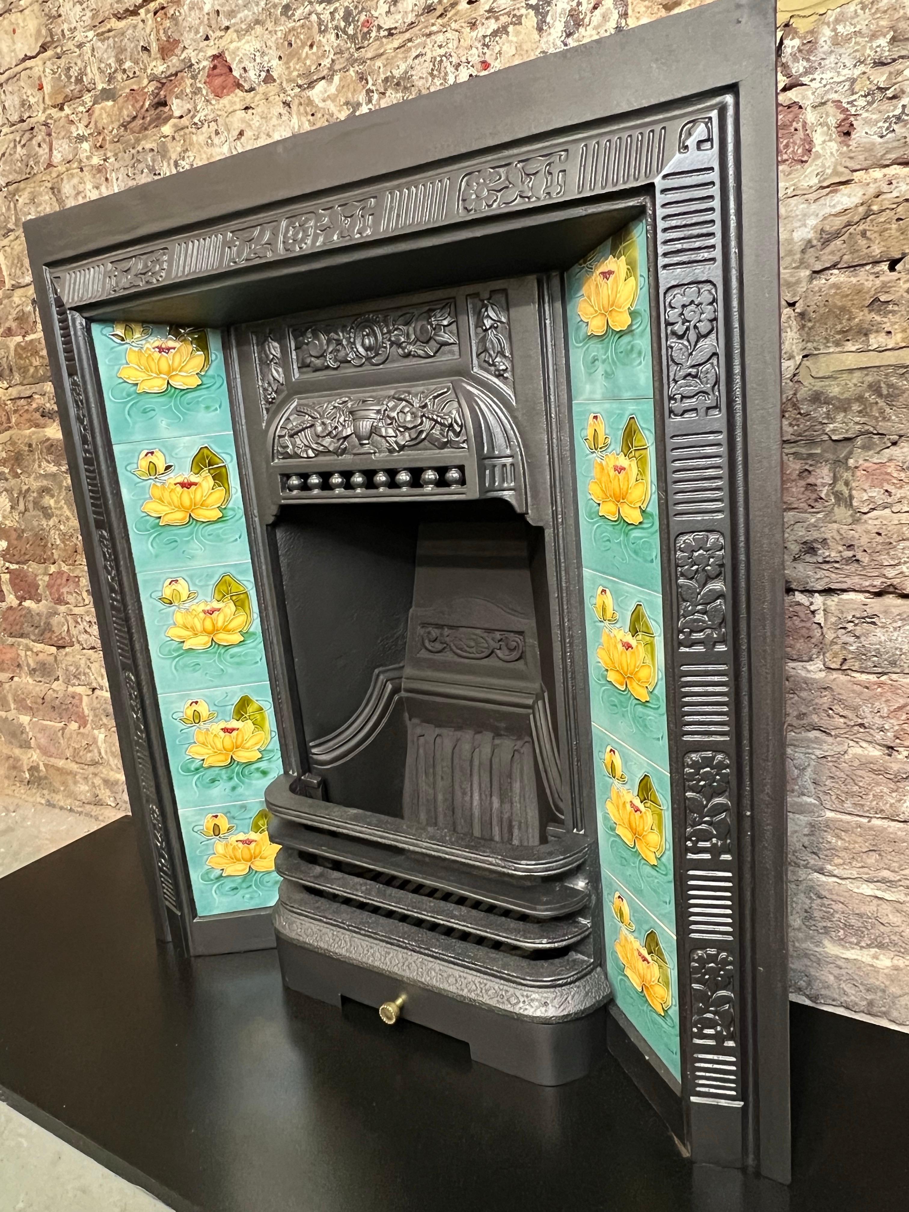 Chimenea de hierro fundido del siglo XIX en venta 7