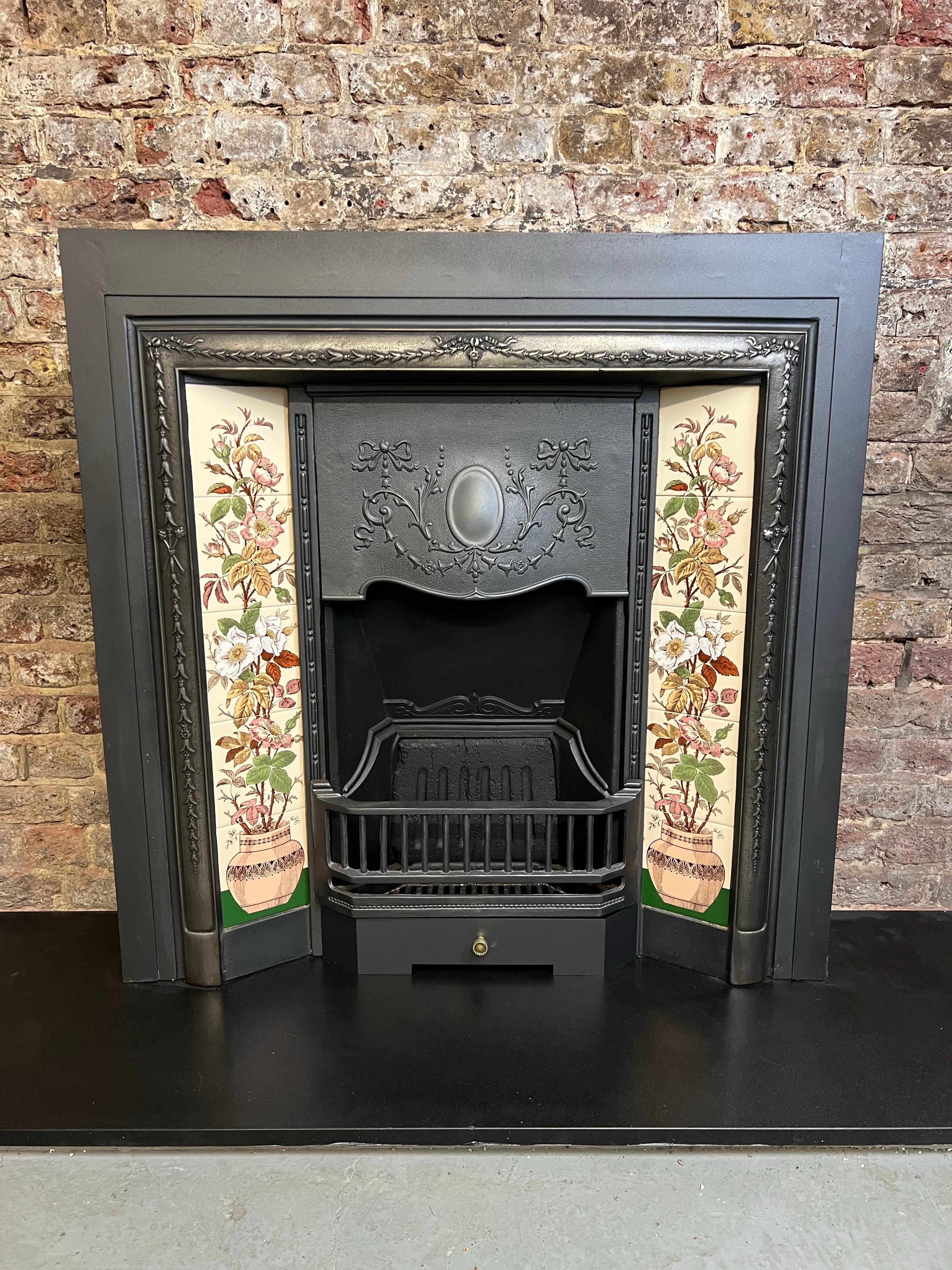 Chimenea de hierro fundido del siglo XIX en Bueno estado para la venta en London, GB
