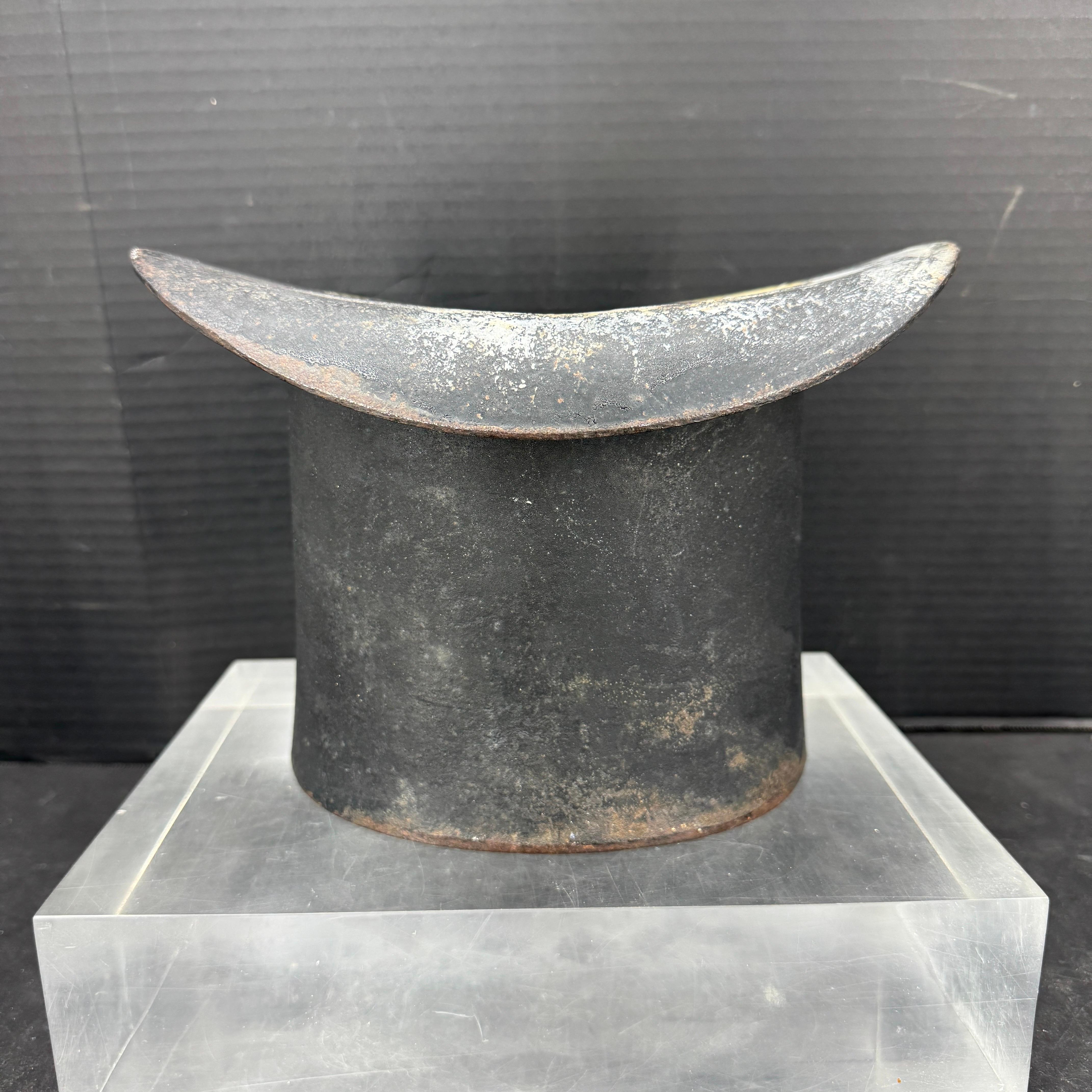 19th Century Cast Iron Top Hat Spittoon Vase Wine Cooler Standard Mfg Pittsburgh For Sale 1