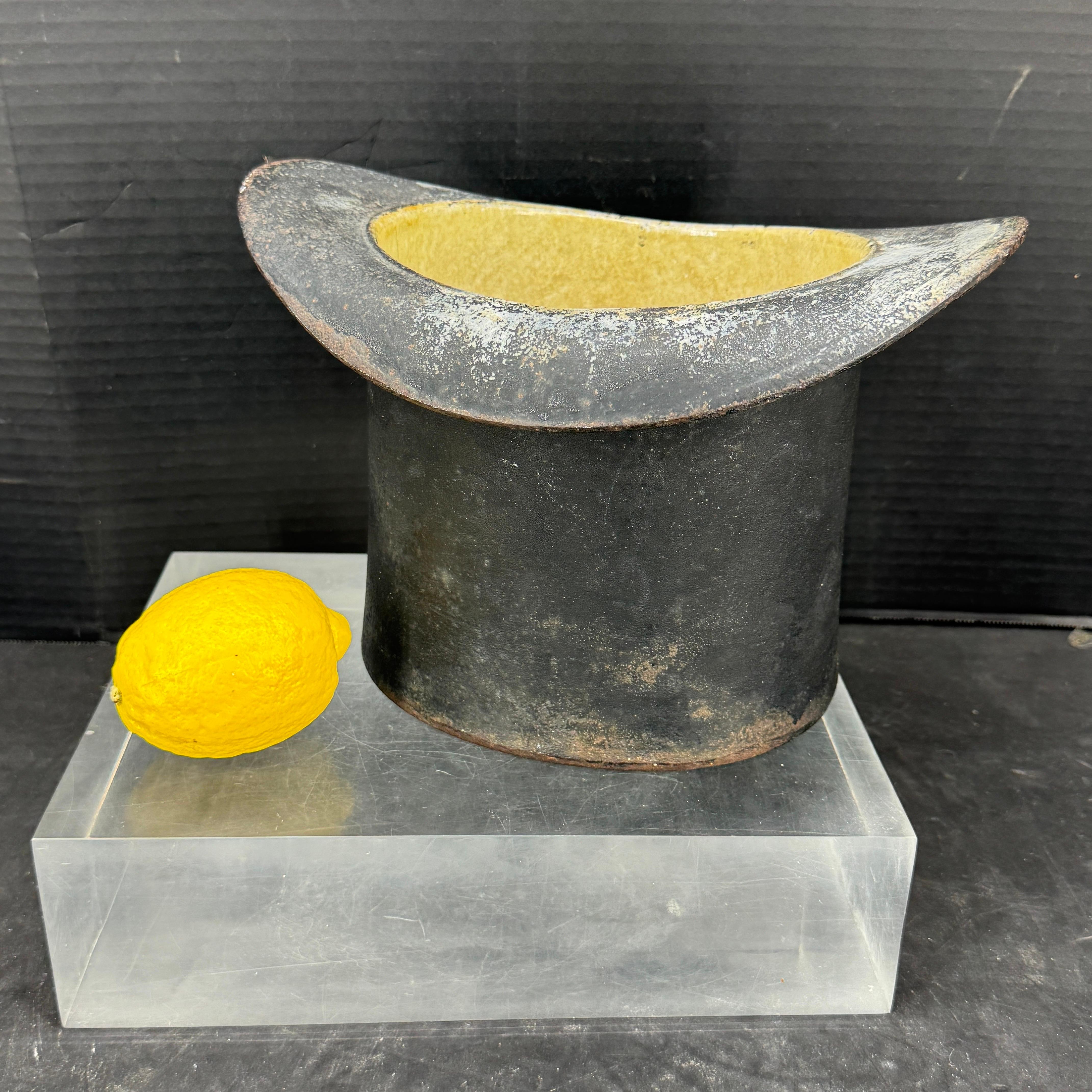 19th Century Cast Iron Top Hat Spittoon Vase Wine Cooler Standard Mfg Pittsburgh For Sale 2