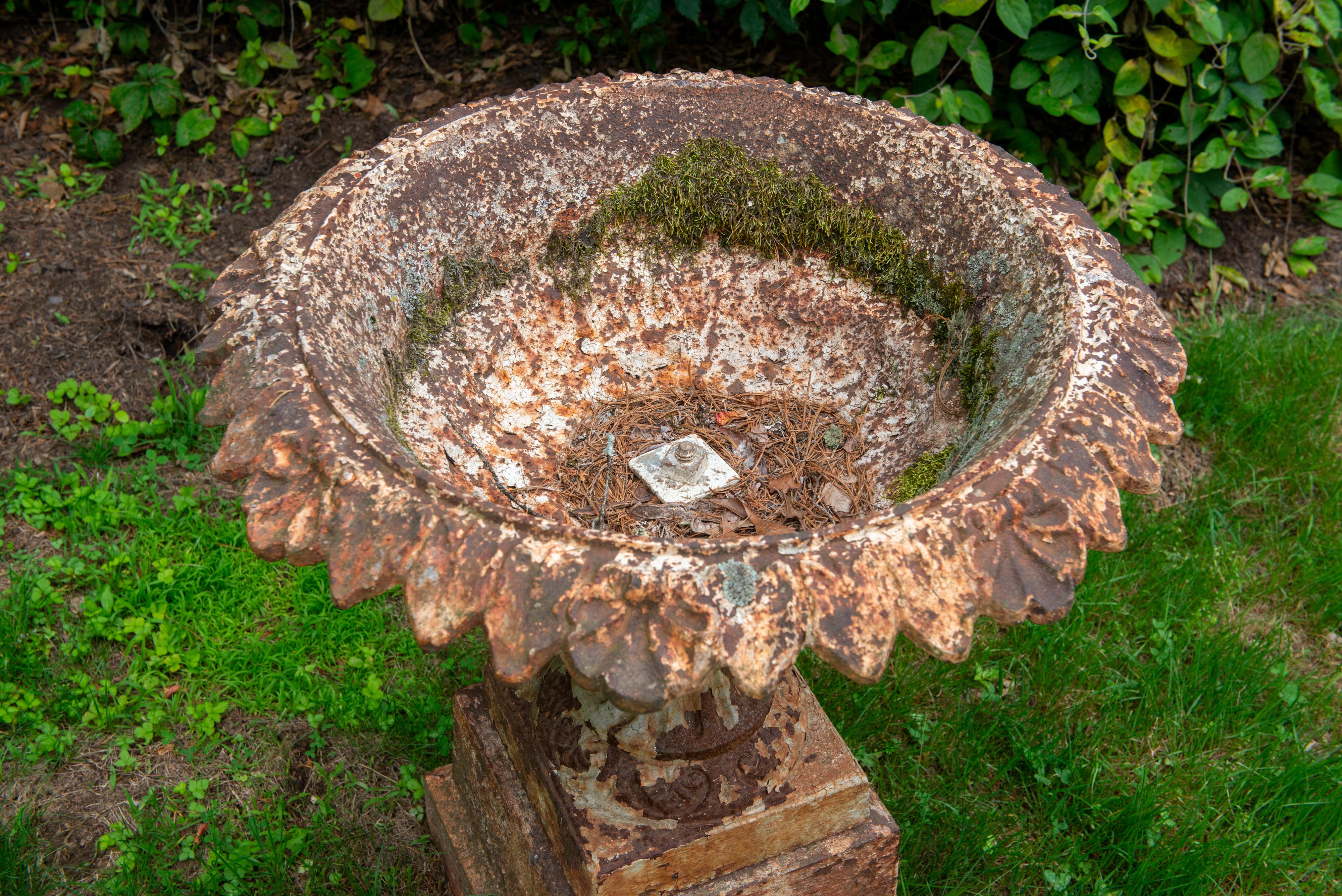 American 19th Century Cast Iron Urn on Plinth For Sale