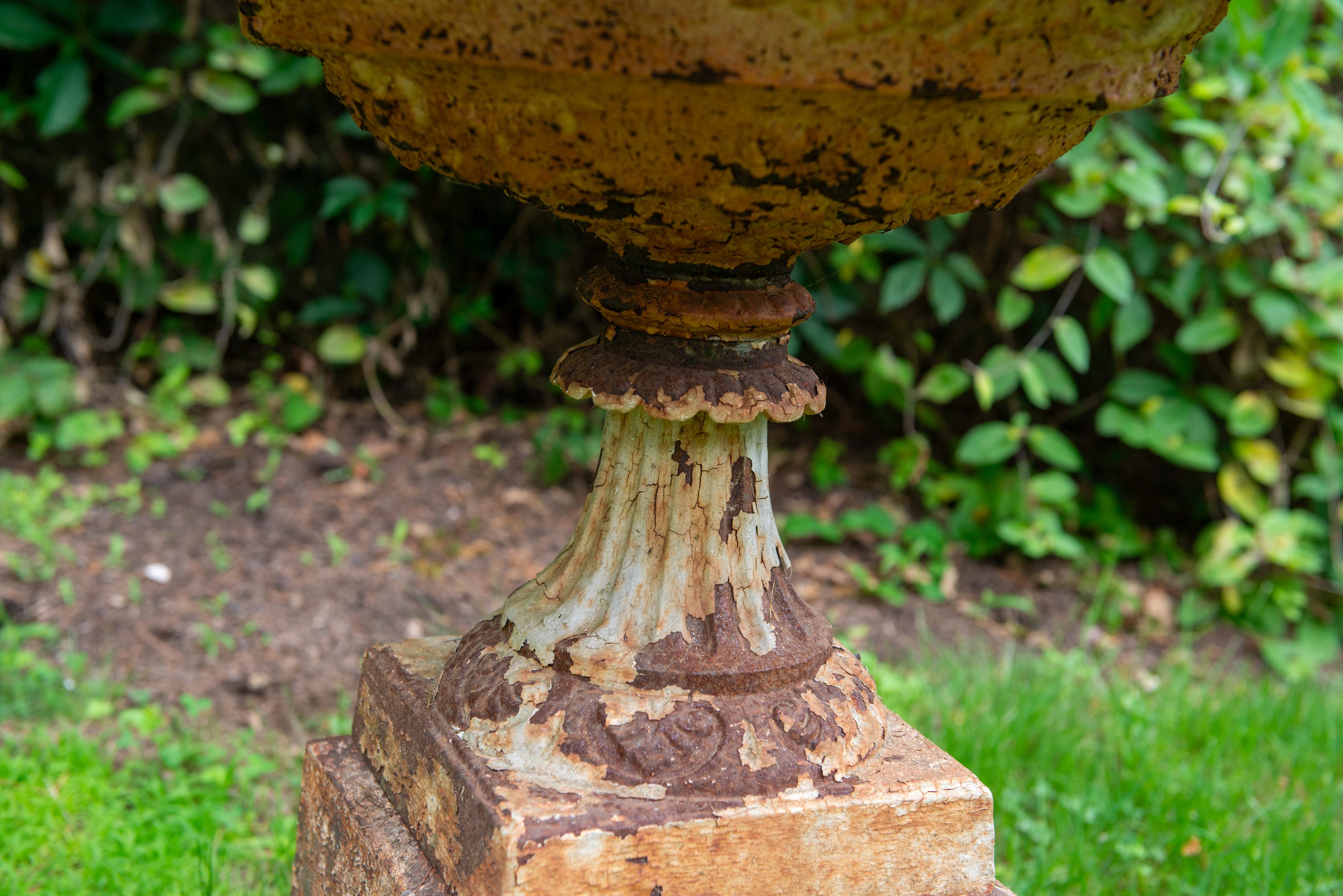 19th Century Cast Iron Urn on Plinth In Good Condition For Sale In Stamford, CT