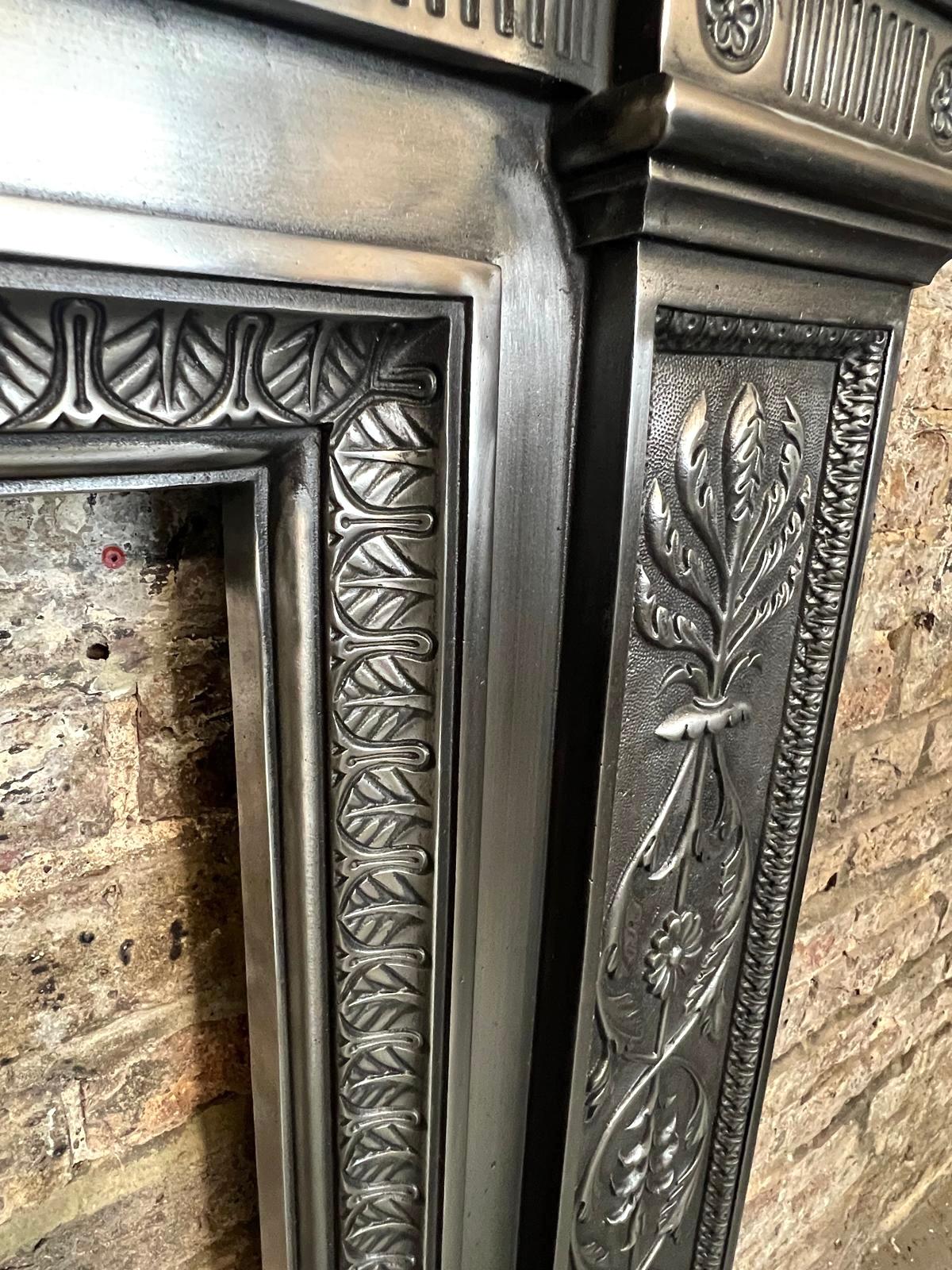 Entourage de cheminée en fonte du 19e siècle, de style victorien, à l'aspect brûlé en vente 7