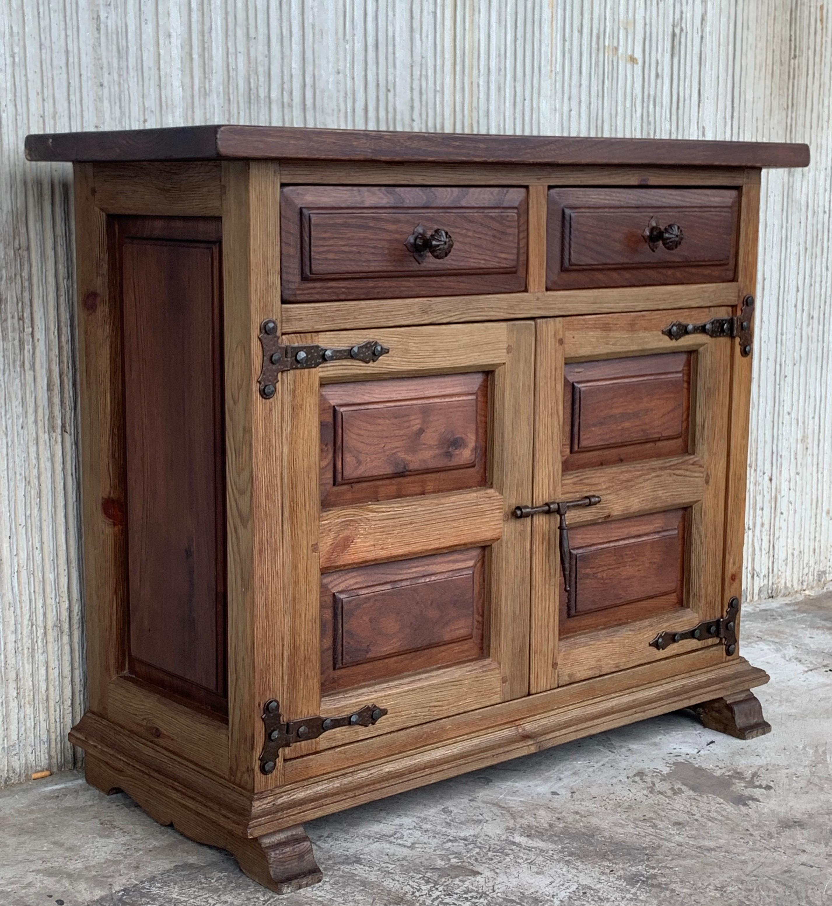 Spanish 19th Century Catalan Carved Oak Tuscan Two Drawers Credenza or Buffet For Sale