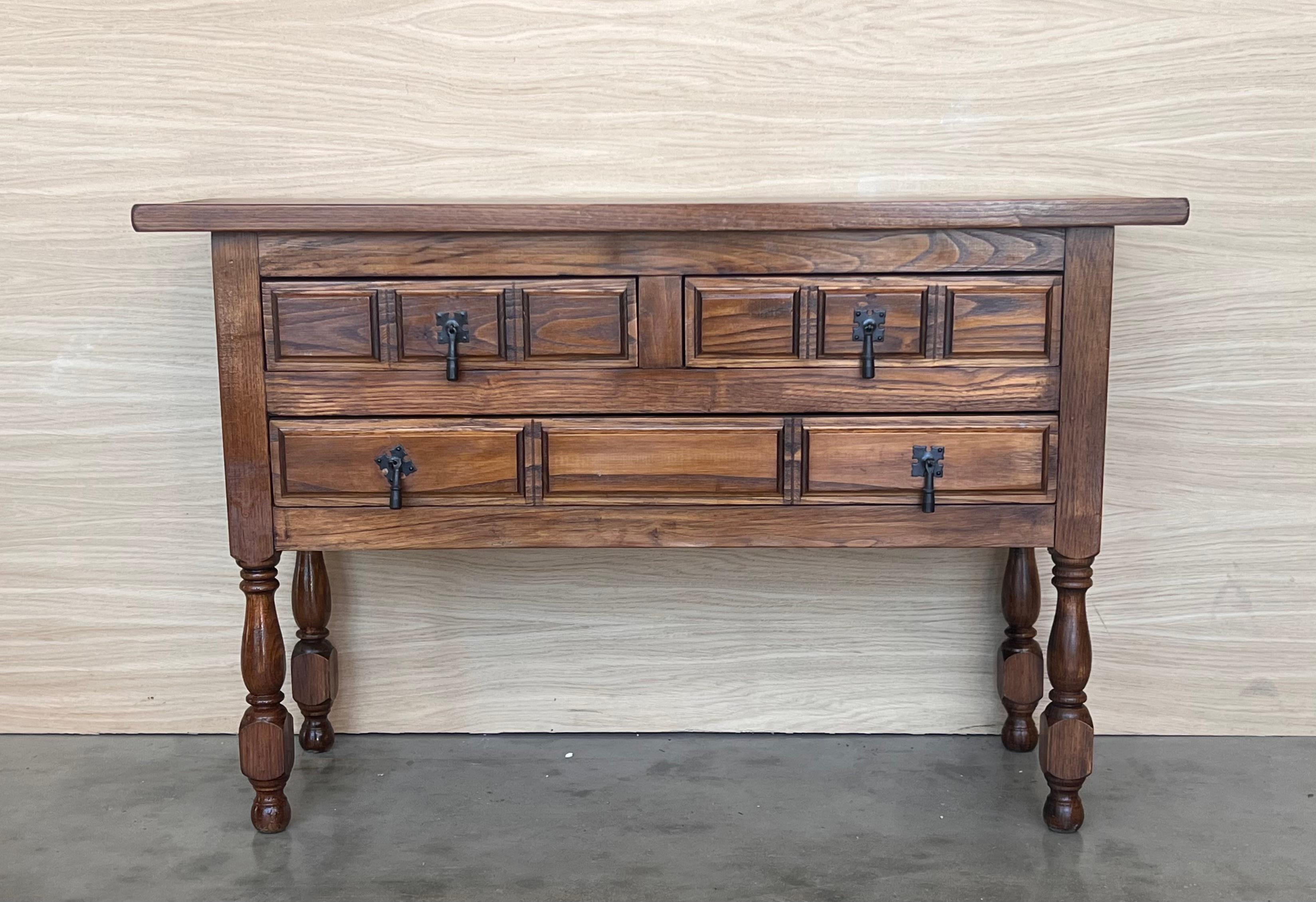 Baroque Revival 19th Century Catalan Spanish Carved Walnut Console Sofa Table, Four Drawers For Sale