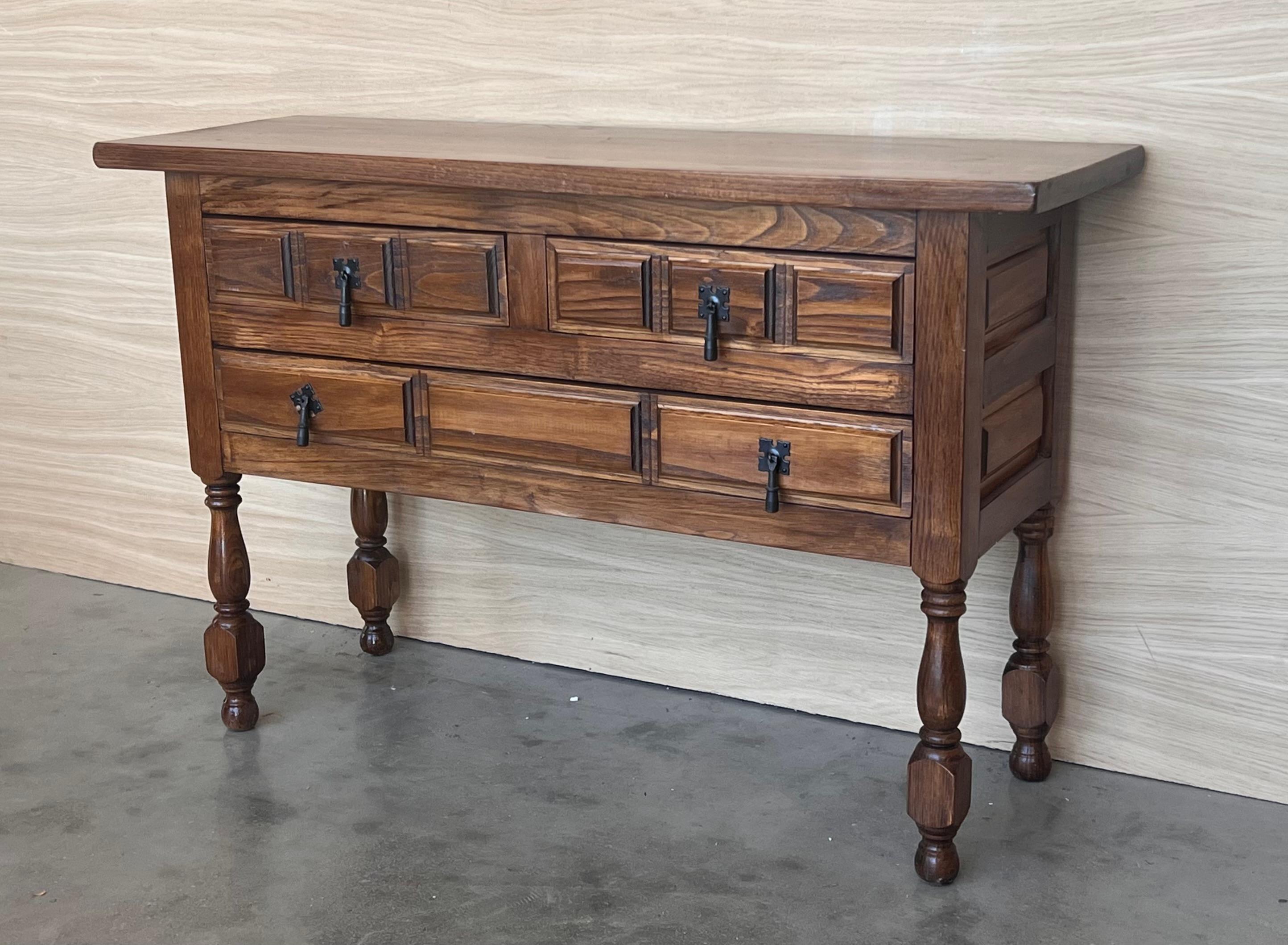 Hand-Carved 19th Century Catalan Spanish Carved Walnut Console Sofa Table, Four Drawers For Sale