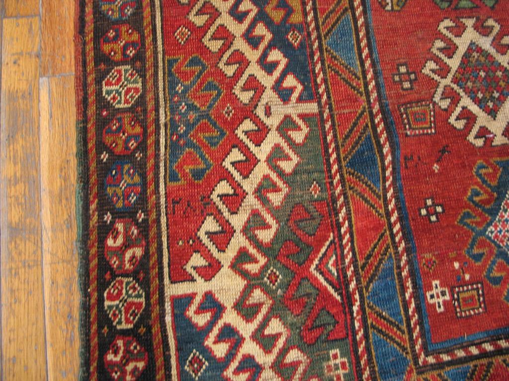 Kaukasischer Bordjalou-Kaukasischer Teppich aus dem 19. Jahrhundert ( 4'3