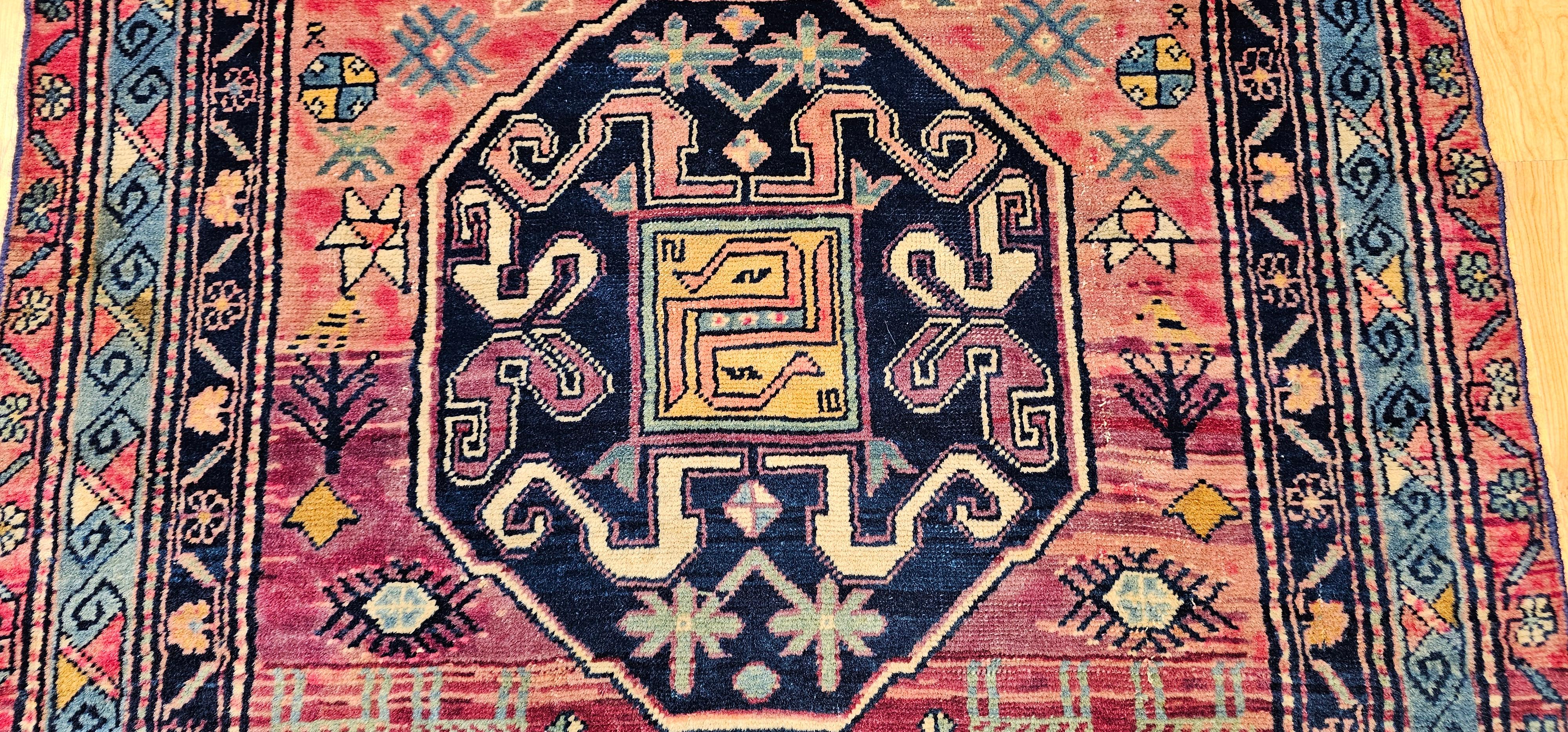 19th Century Caucasian Cloudband Kazak Area Rug in Cranberry Red, Blue For Sale 5