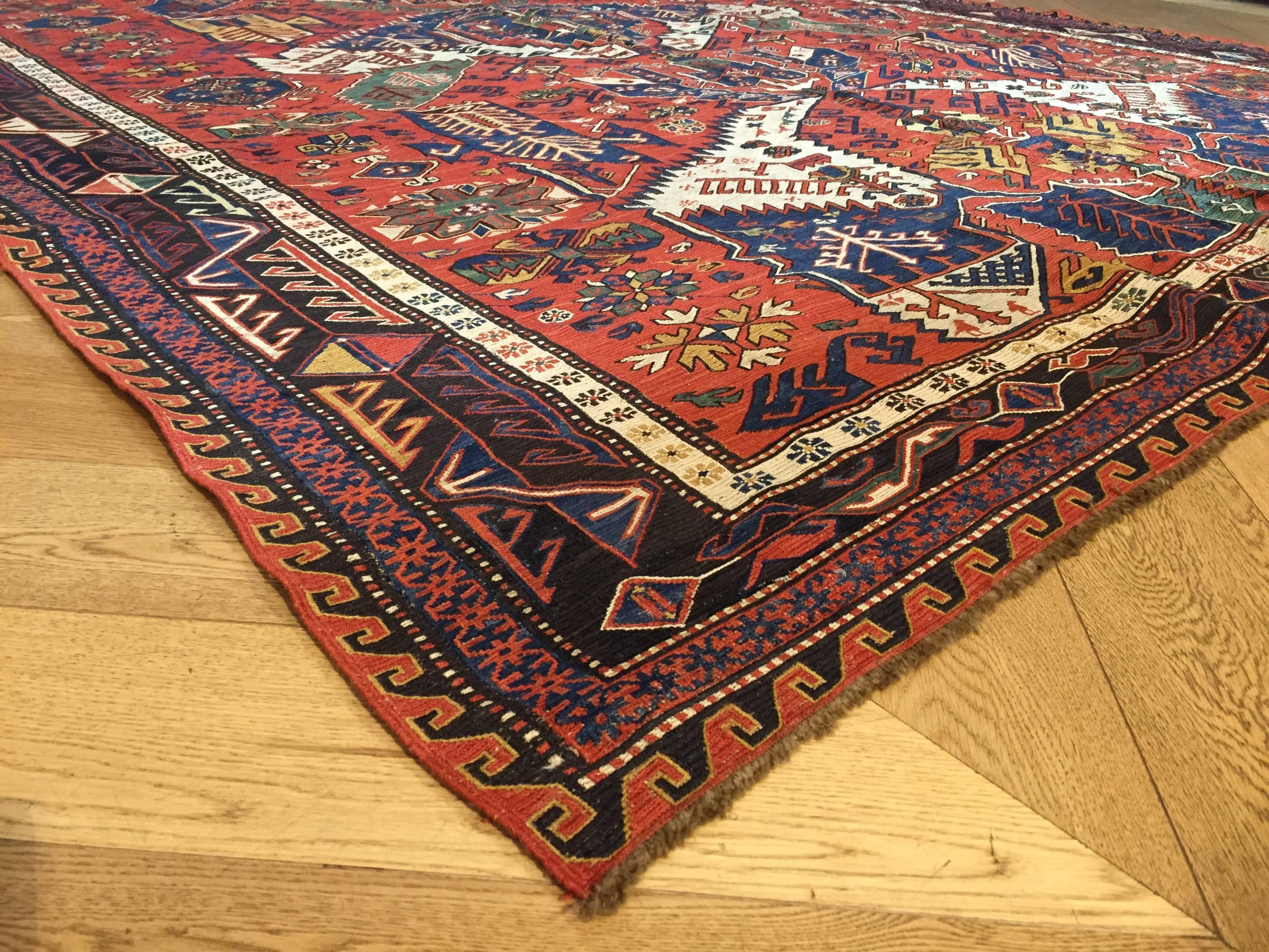 19th Century Caucasian Dragon Sumak Rug Hand-Knotted in Wool Red Green Yellow For Sale 8