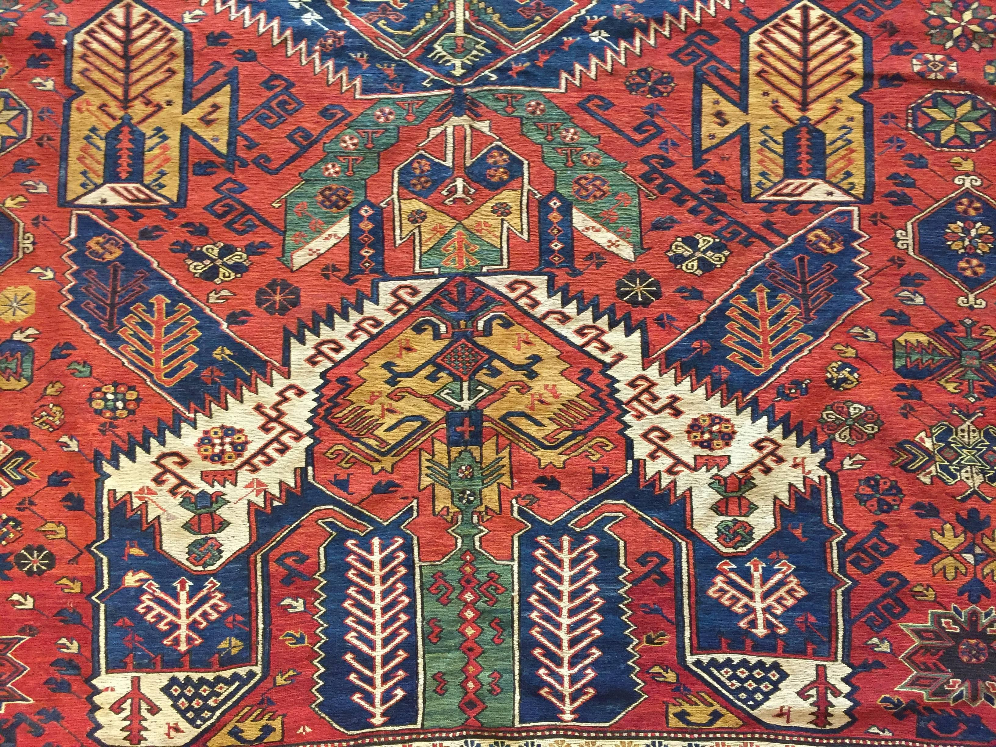 19th Century Caucasian Dragon Sumak Rug Hand-Knotted in Wool Red Green Yellow For Sale 1