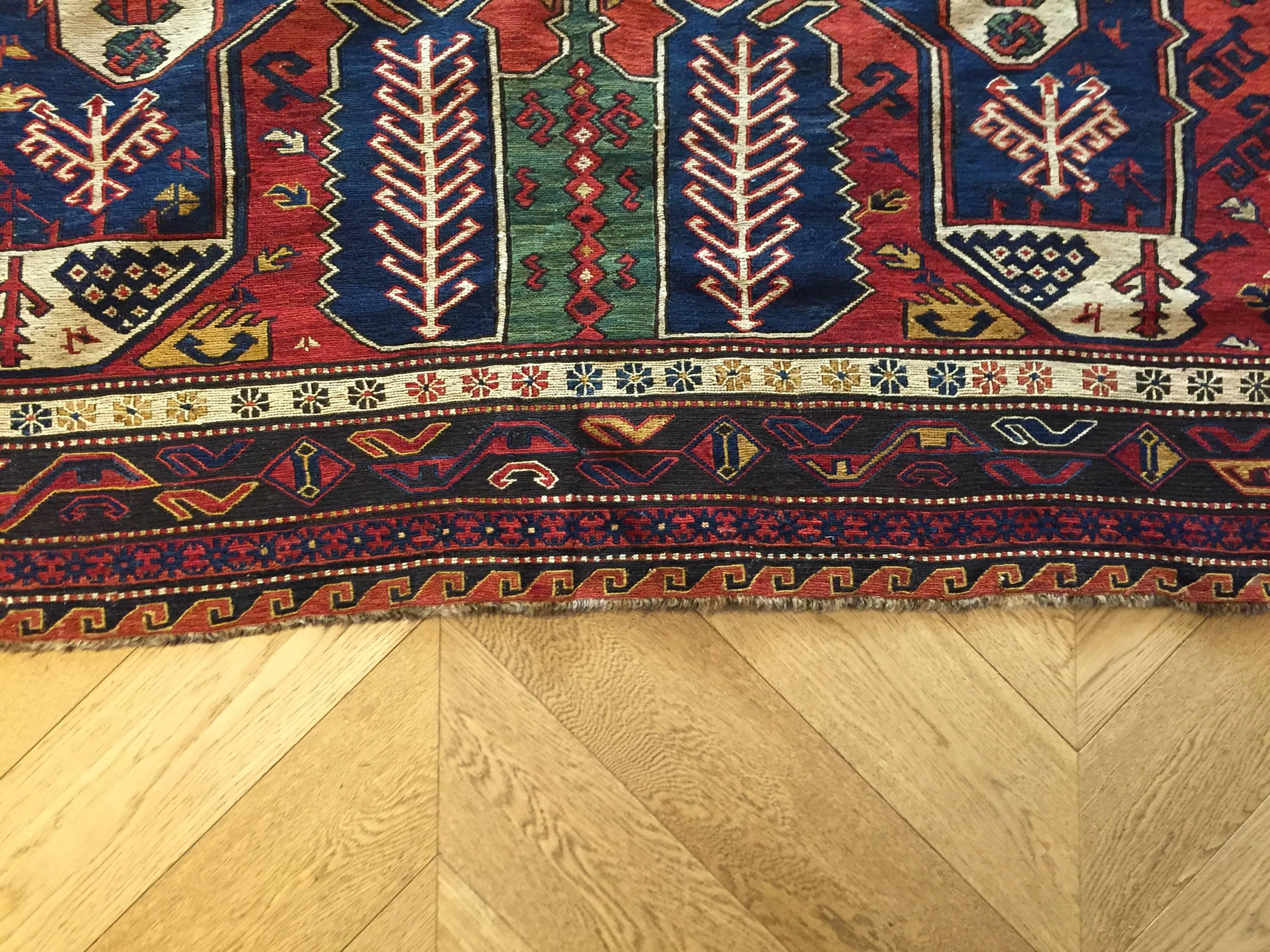 19th Century Caucasian Dragon Sumak Rug Hand-Knotted in Wool Red Green Yellow For Sale 2