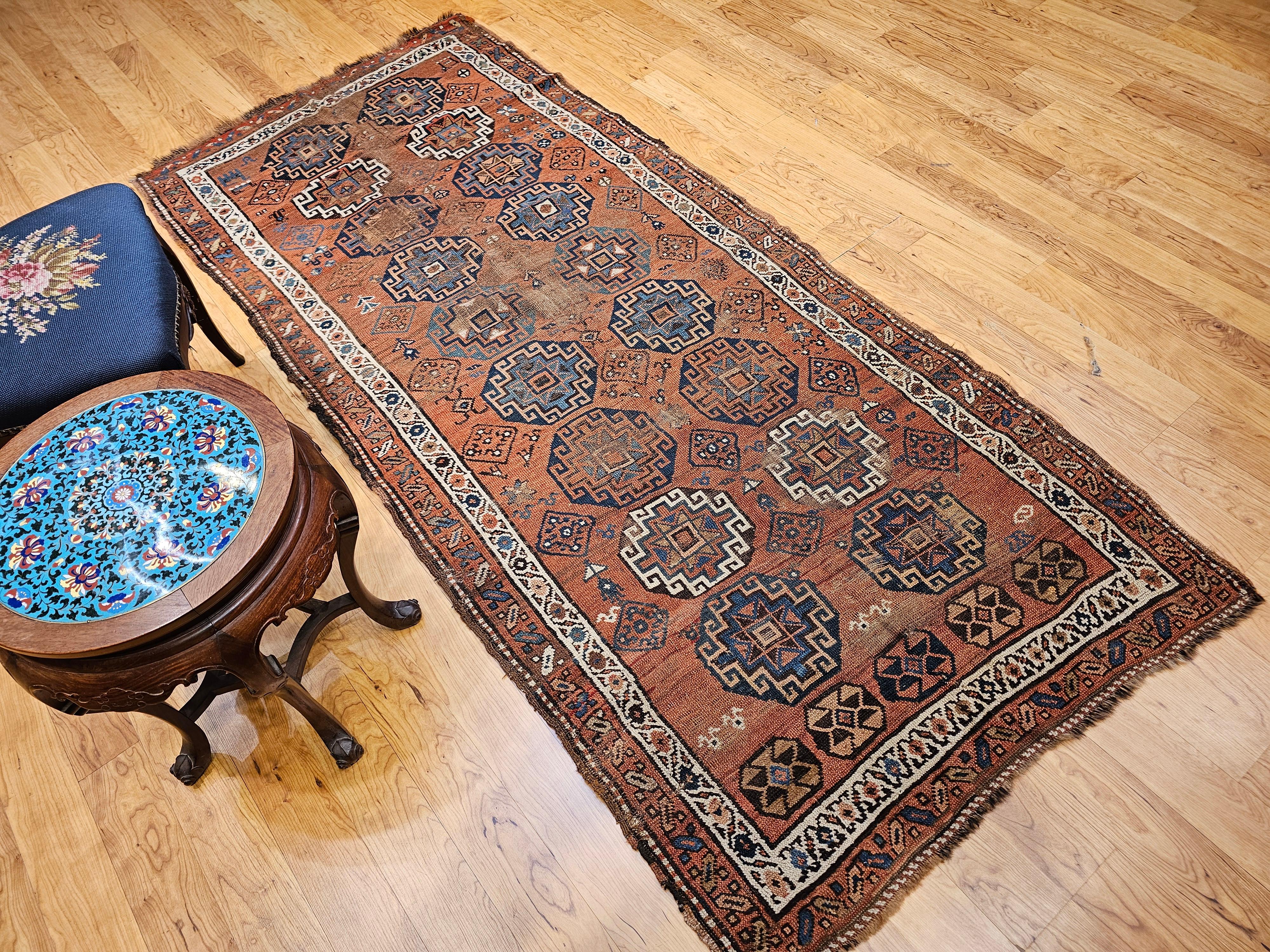 Tapis du Karabagh caucasien du 19ème siècle en vente 7