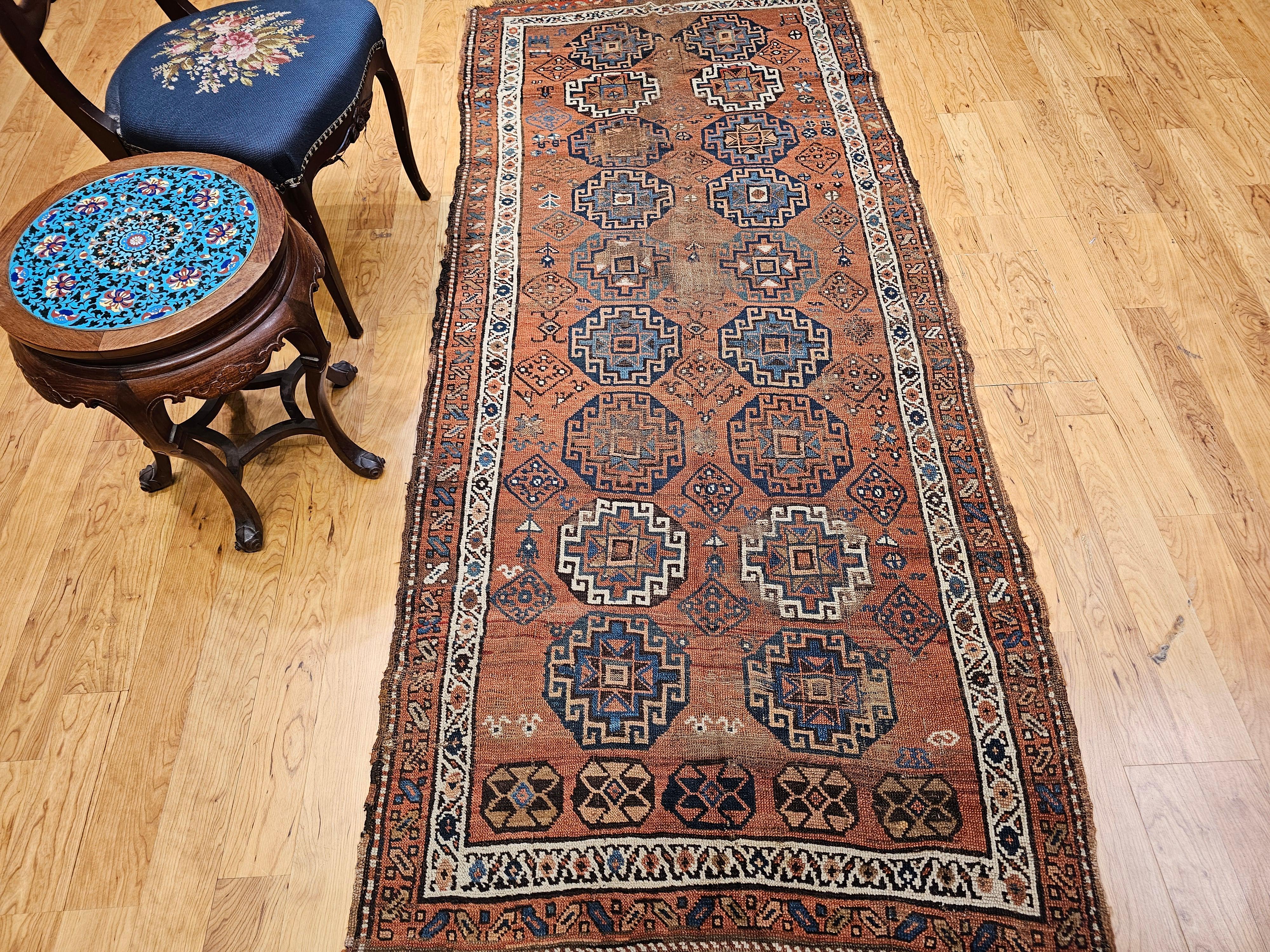 Tapis du Karabagh caucasien du 19ème siècle en vente 8