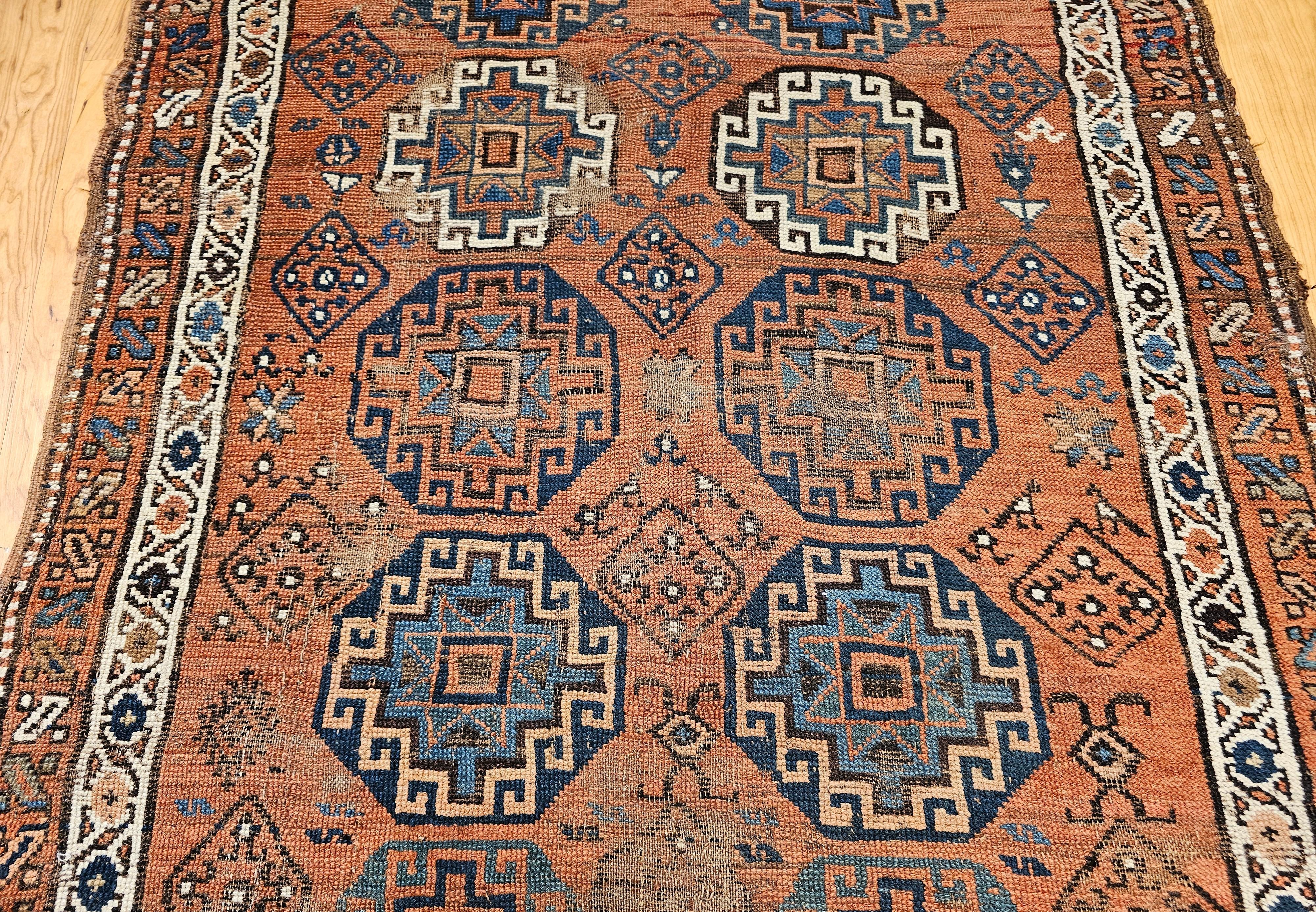 Tapis du Karabagh caucasien du 19ème siècle Bon état - En vente à Barrington, IL