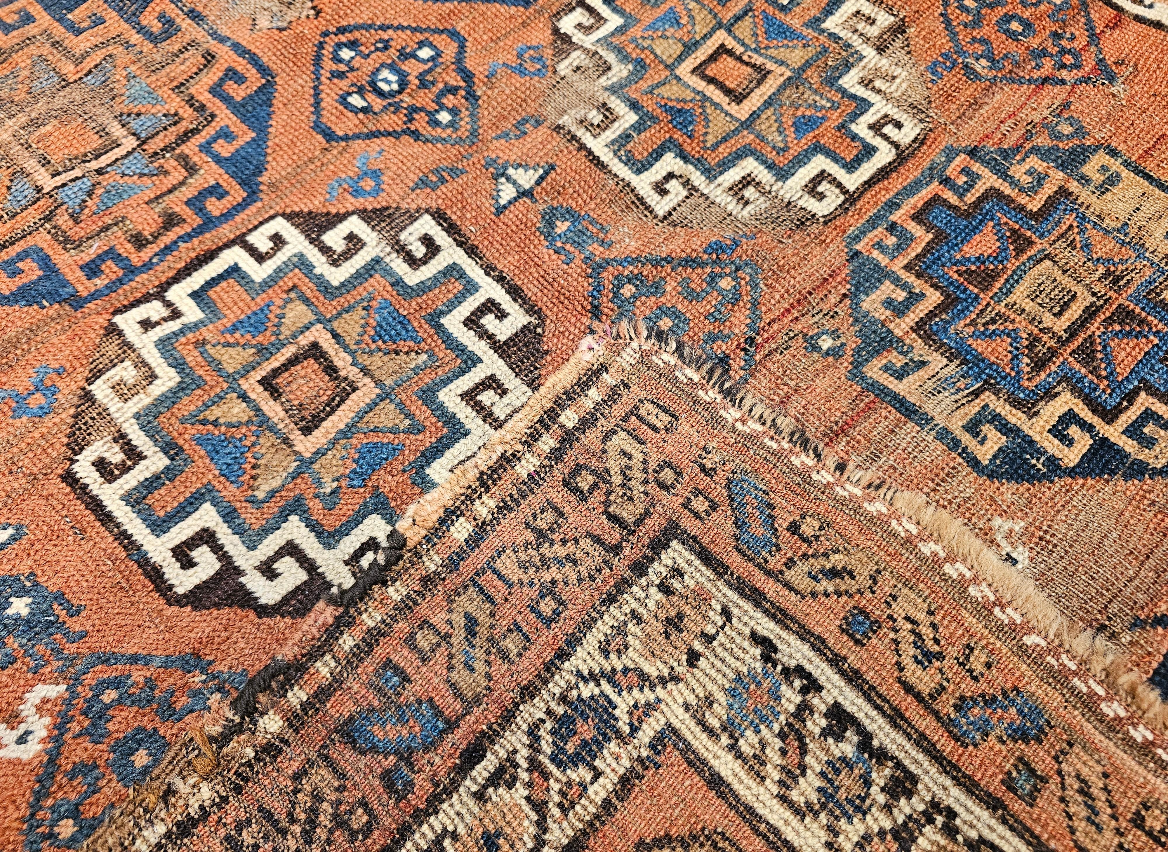 Tapis du Karabagh caucasien du 19ème siècle en vente 2