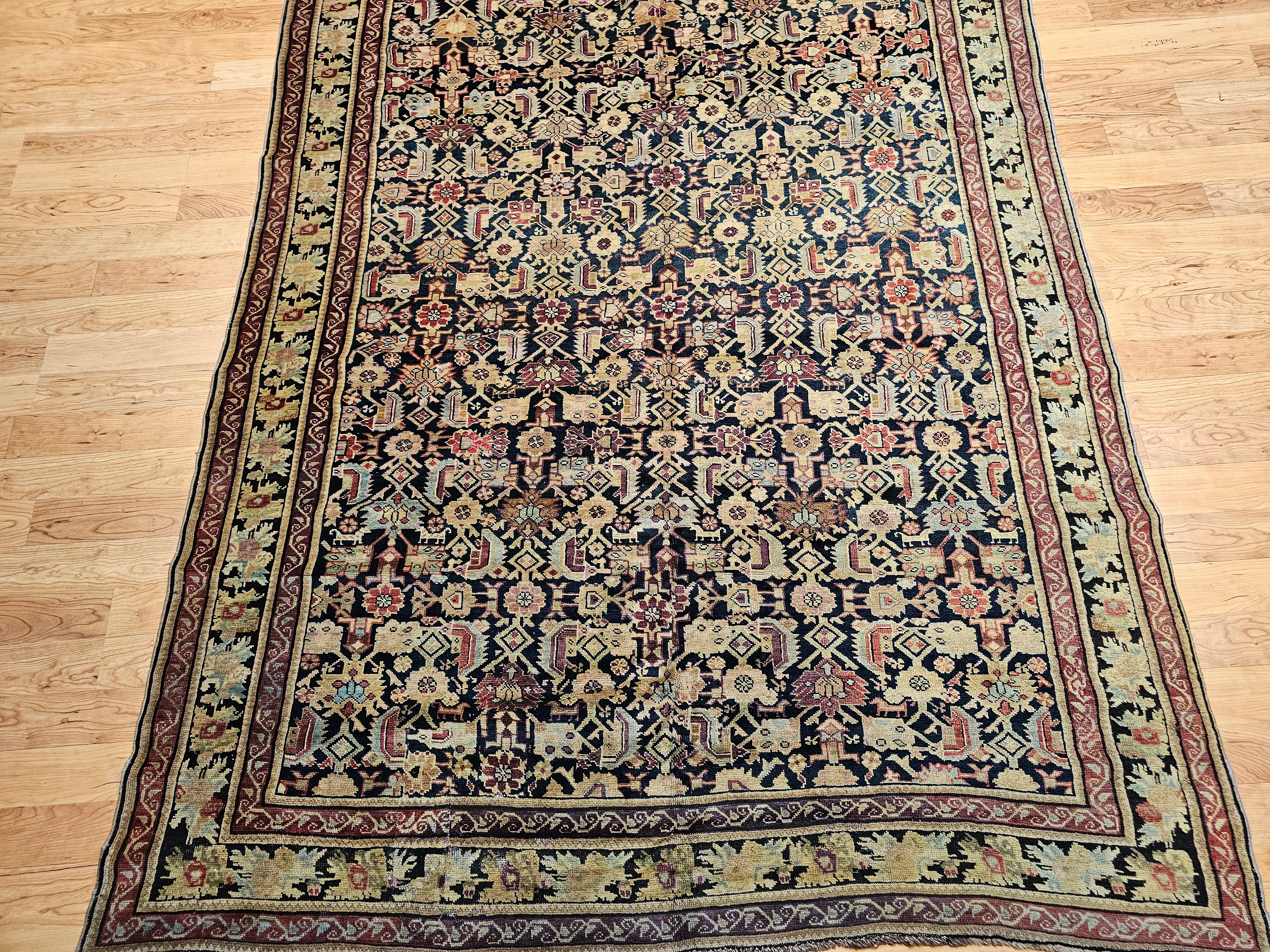 Alfombra de la Galería Karabagh del Cáucaso del siglo XIX en  Azul marino, Marrón, Azul, Rosa, Verde Art Nouveau en venta