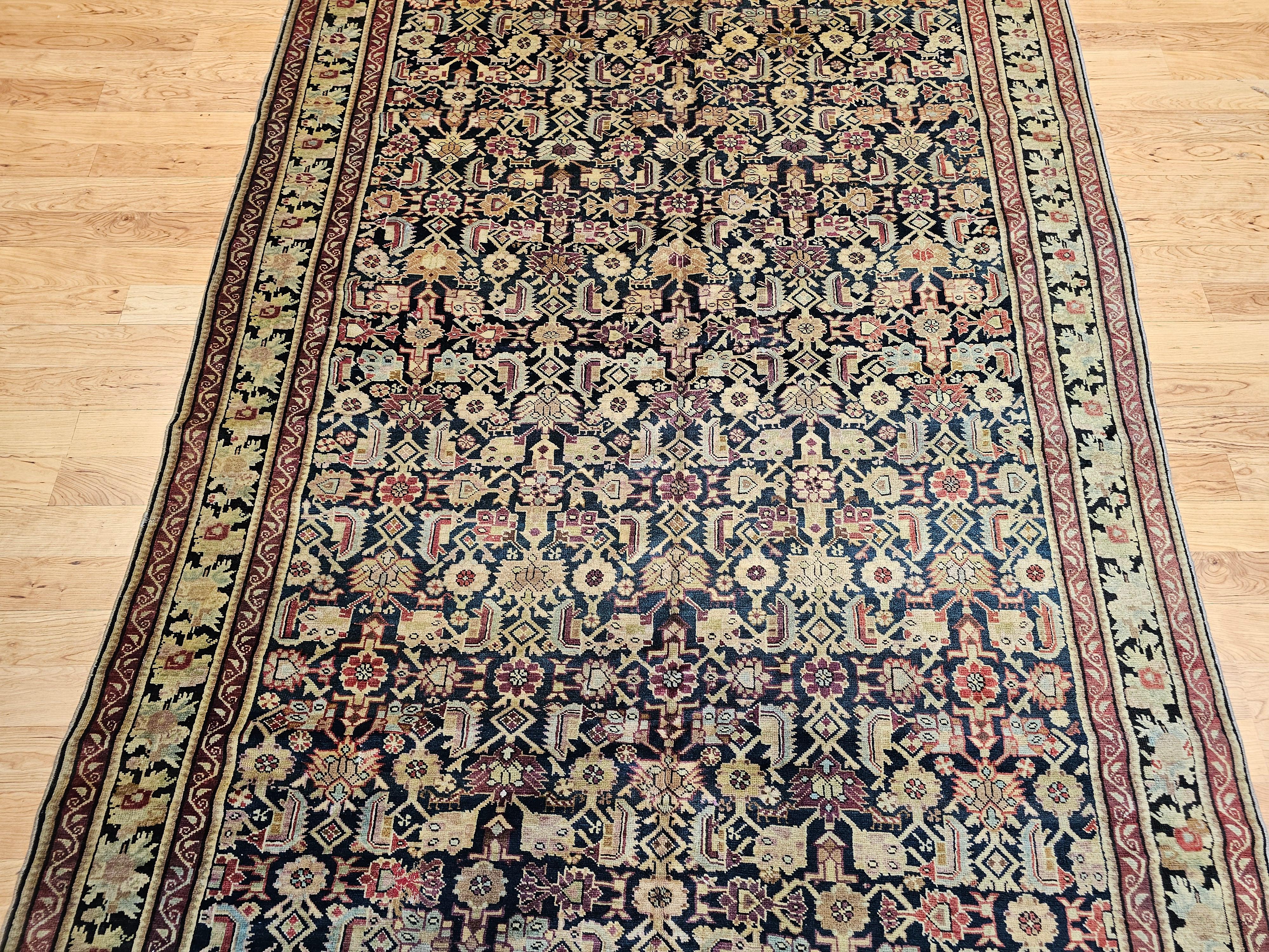 Alfombra de la Galería Karabagh del Cáucaso del siglo XIX en  Azul marino, Marrón, Azul, Rosa, Verde Caucásico en venta