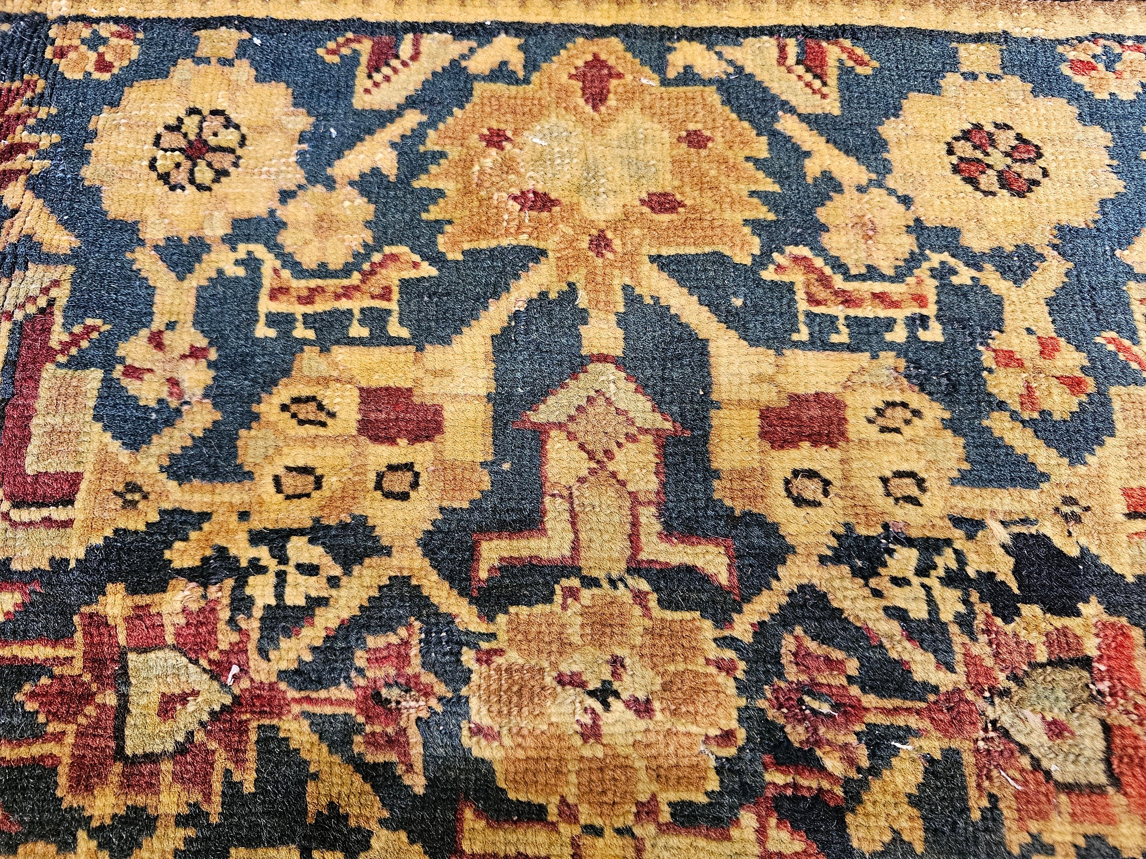 Alfombra de la Galería Karabagh del Cáucaso del siglo XIX en  Azul marino, Marrón, Azul, Rosa, Verde en venta 2