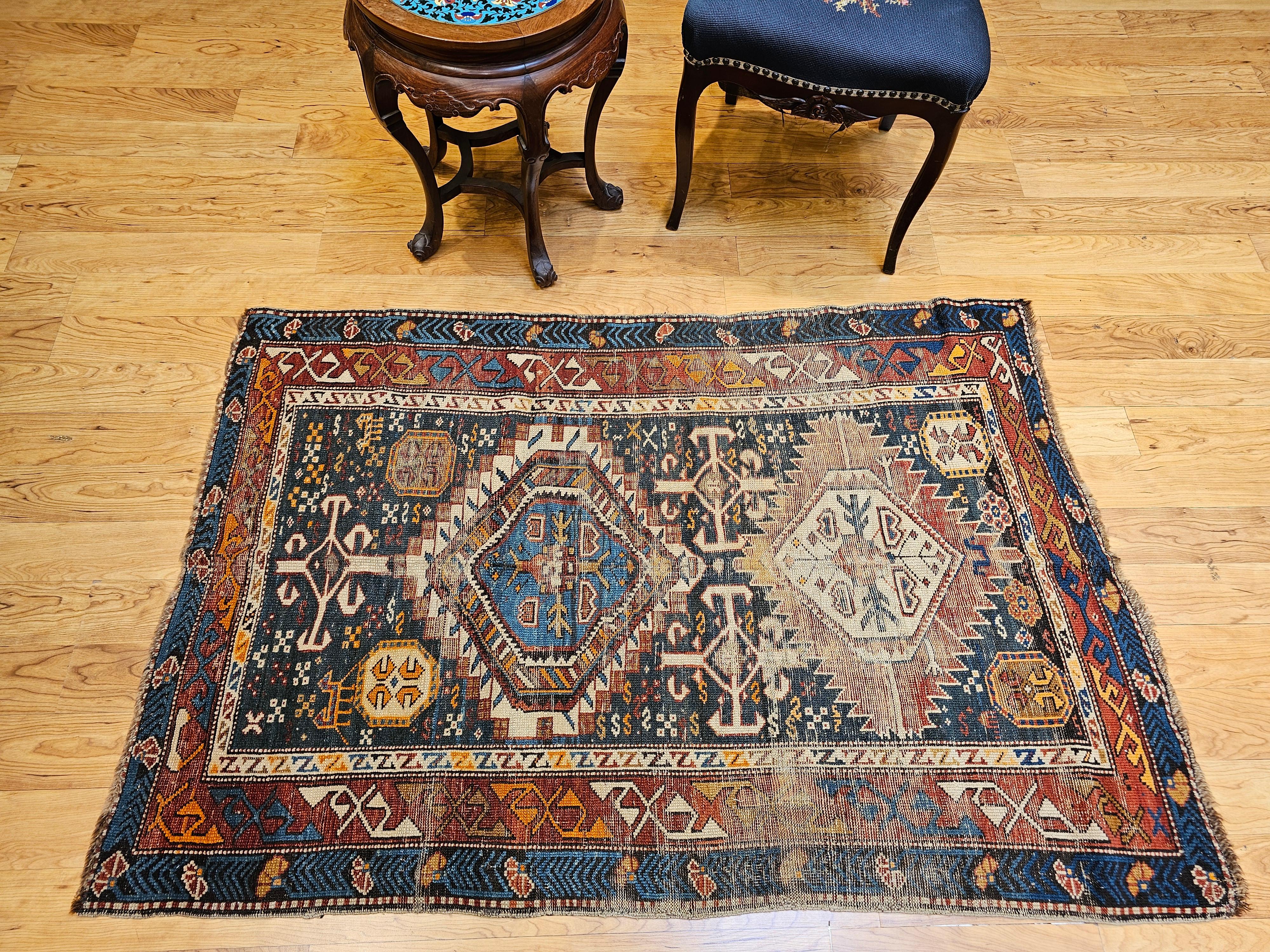 Tapis du Kazak caucasien du 19ème siècle en vente 8