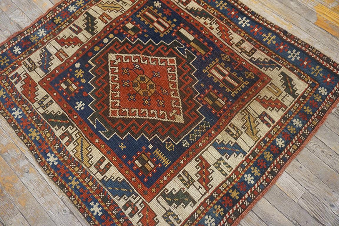 Fin du XIXe siècle Tapis du Kazak caucasien du 19ème siècle en vente