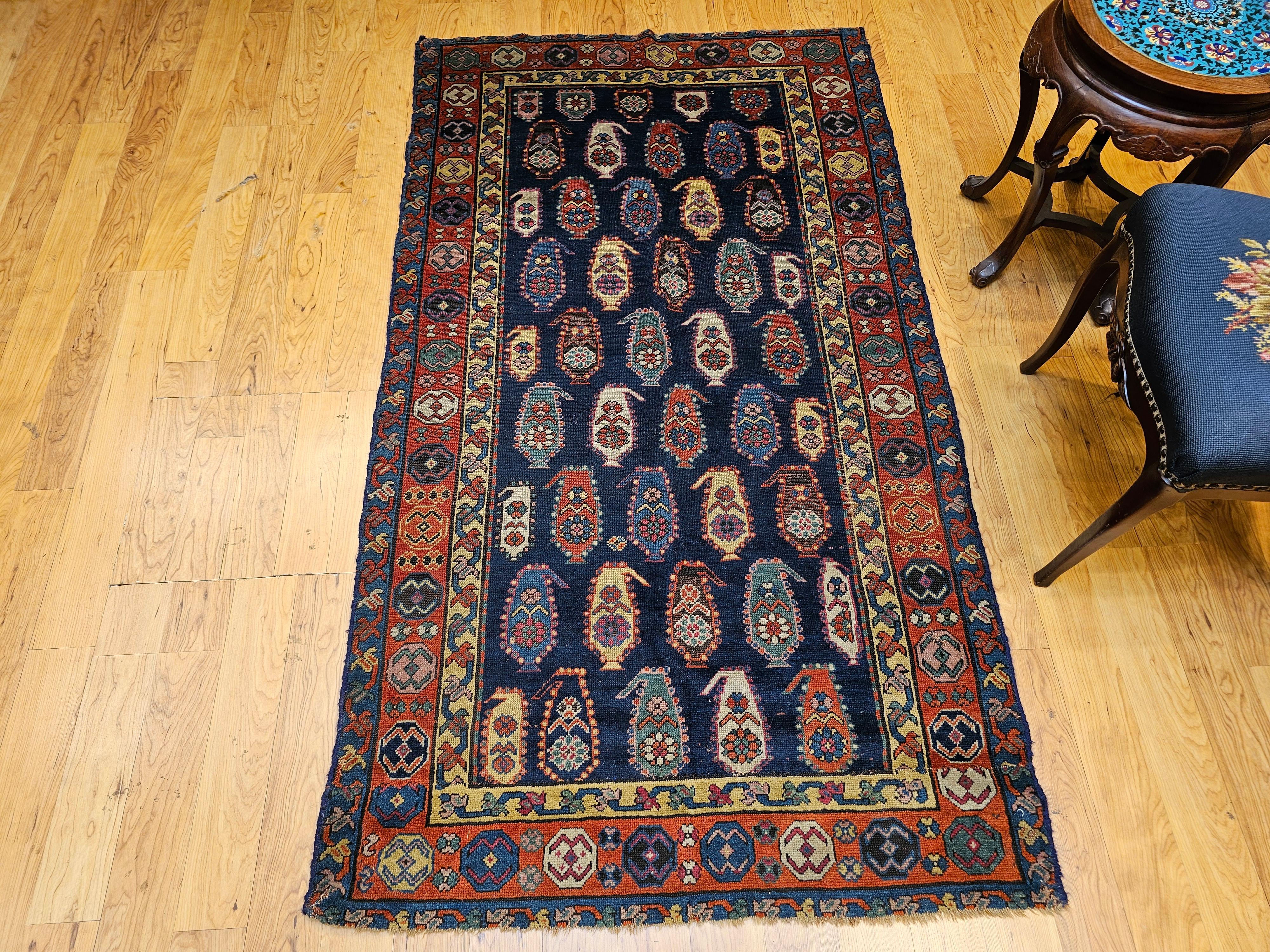 Kaukasischer Kazak-Teppich aus dem 19. Jahrhundert mit Allover-Paisleymuster in Blau und Burgunderrot im Angebot 5