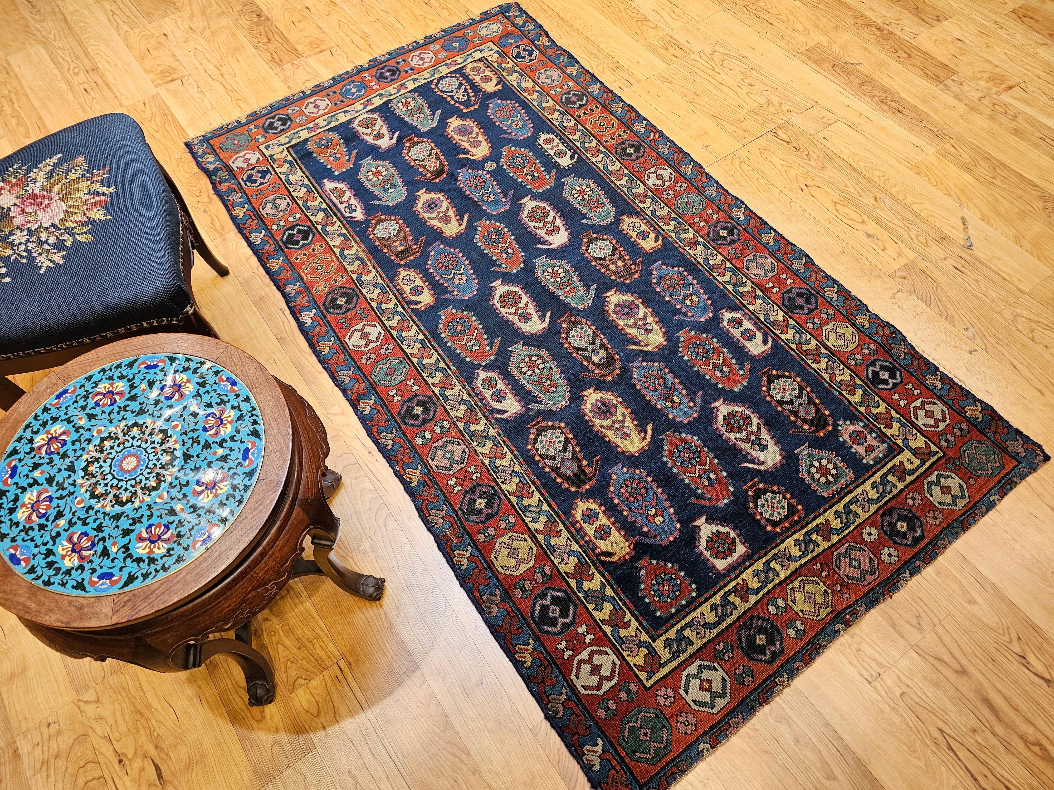 Kaukasischer Kazak-Teppich aus dem 19. Jahrhundert mit Allover-Paisleymuster in Blau und Burgunderrot im Angebot 8