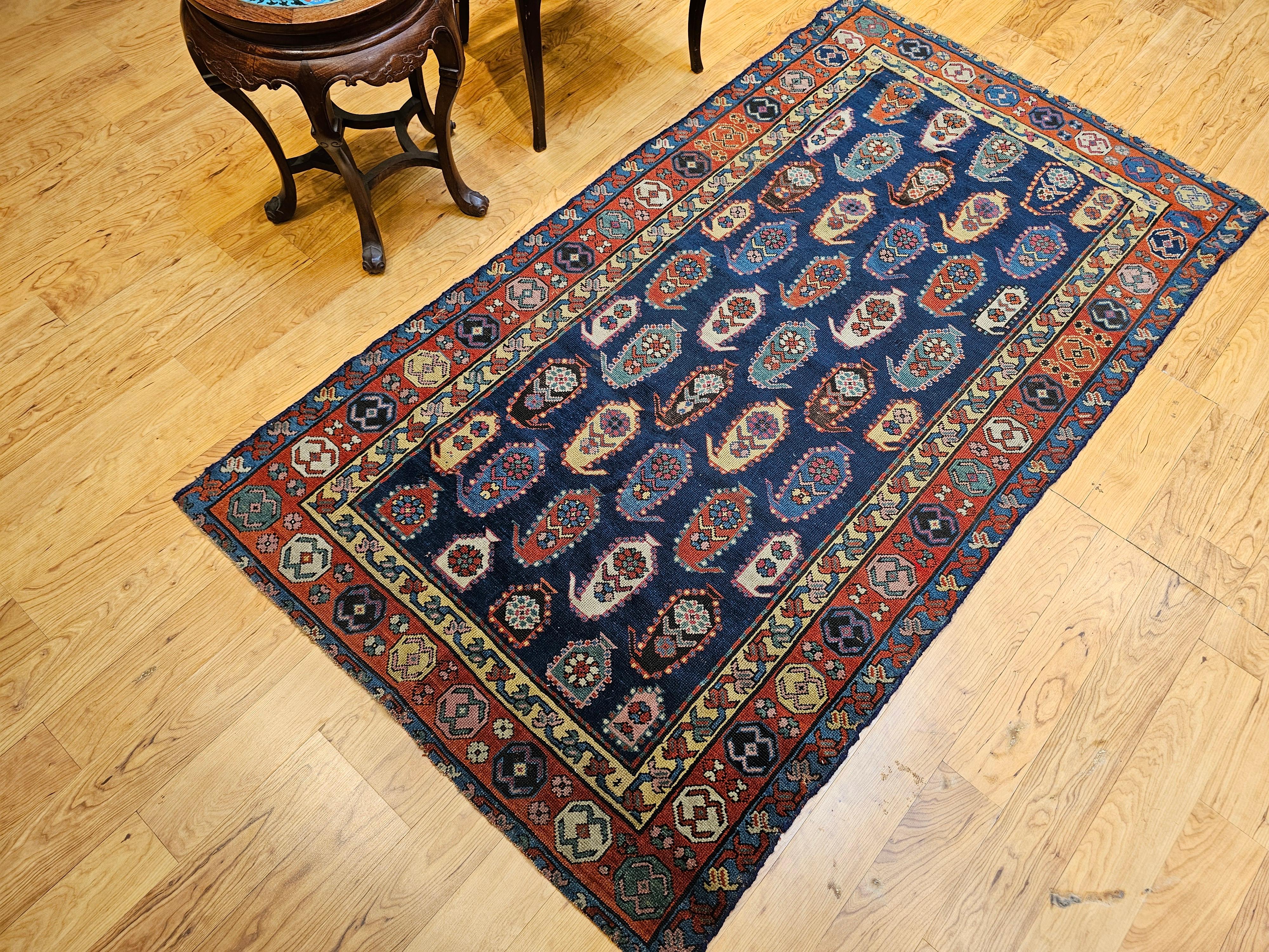 Kaukasischer Kazak-Teppich aus dem 19. Jahrhundert mit Allover-Paisleymuster in Blau und Burgunderrot im Angebot 10