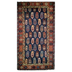 Kaukasischer Kazak-Teppich aus dem 19. Jahrhundert mit Allover-Paisleymuster in Blau und Burgunderrot
