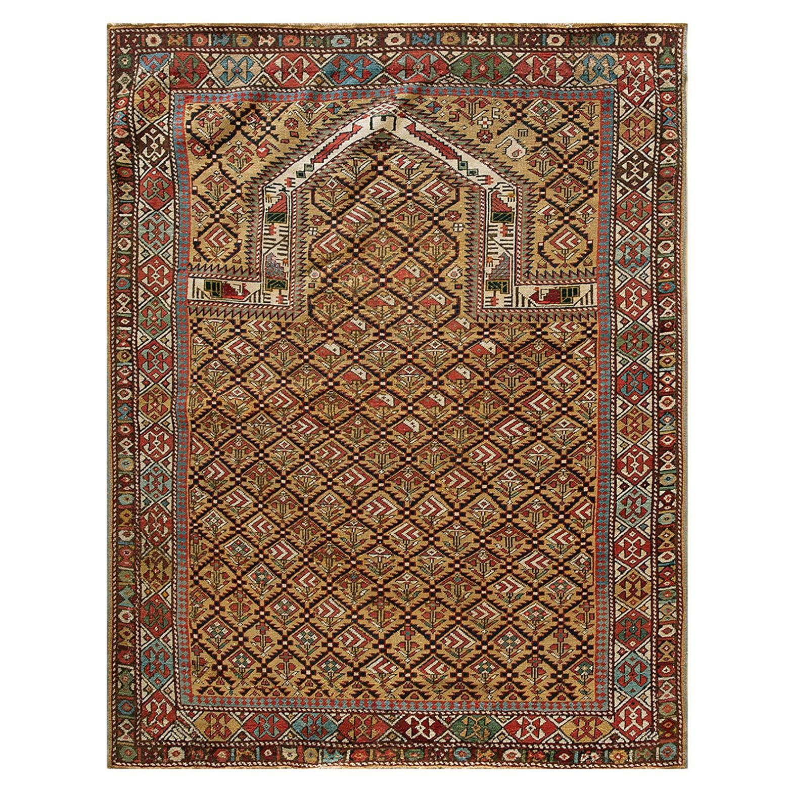 Kaukasischer Maraseli Gebetsteppich aus dem 19. Jahrhundert ( 3'6" x 4'10" - 106 x 147 ) im Angebot