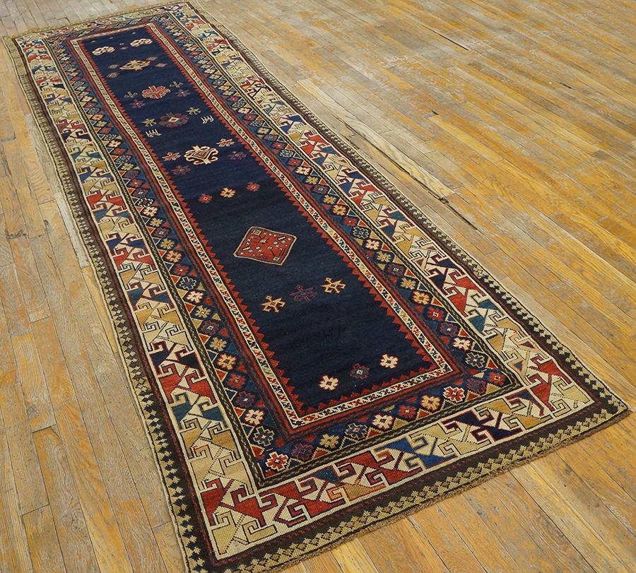 Caucasien Tapis de course caucasien Talish du 19ème siècle ( 3'4