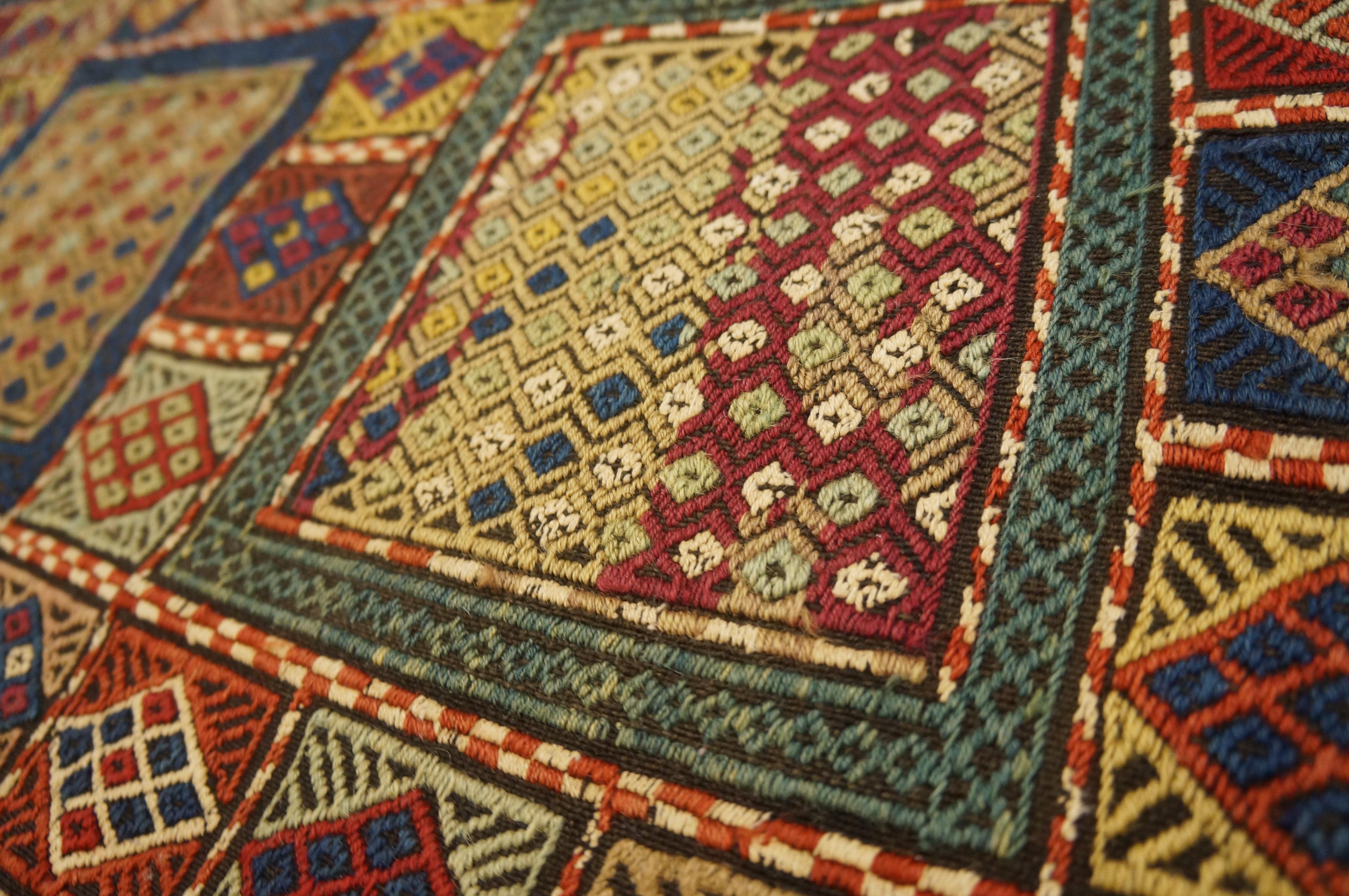 19th Century Caucasian Verneh Flat-Weave Carpet ( 5'6