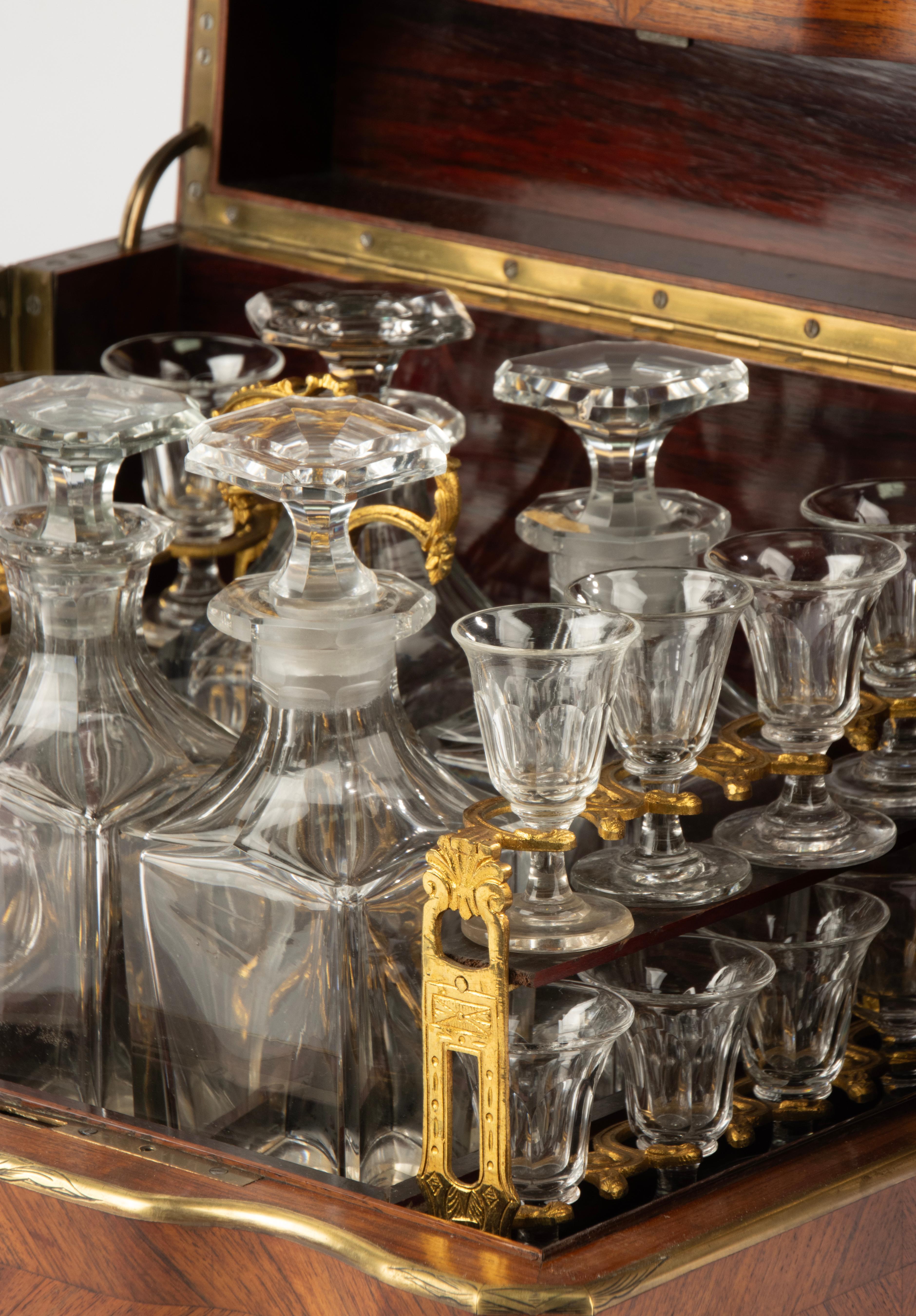 Cave à Liqueur del XIX secolo - Napoleone III - Cristallo e intarsio - Set completo in vendita 11