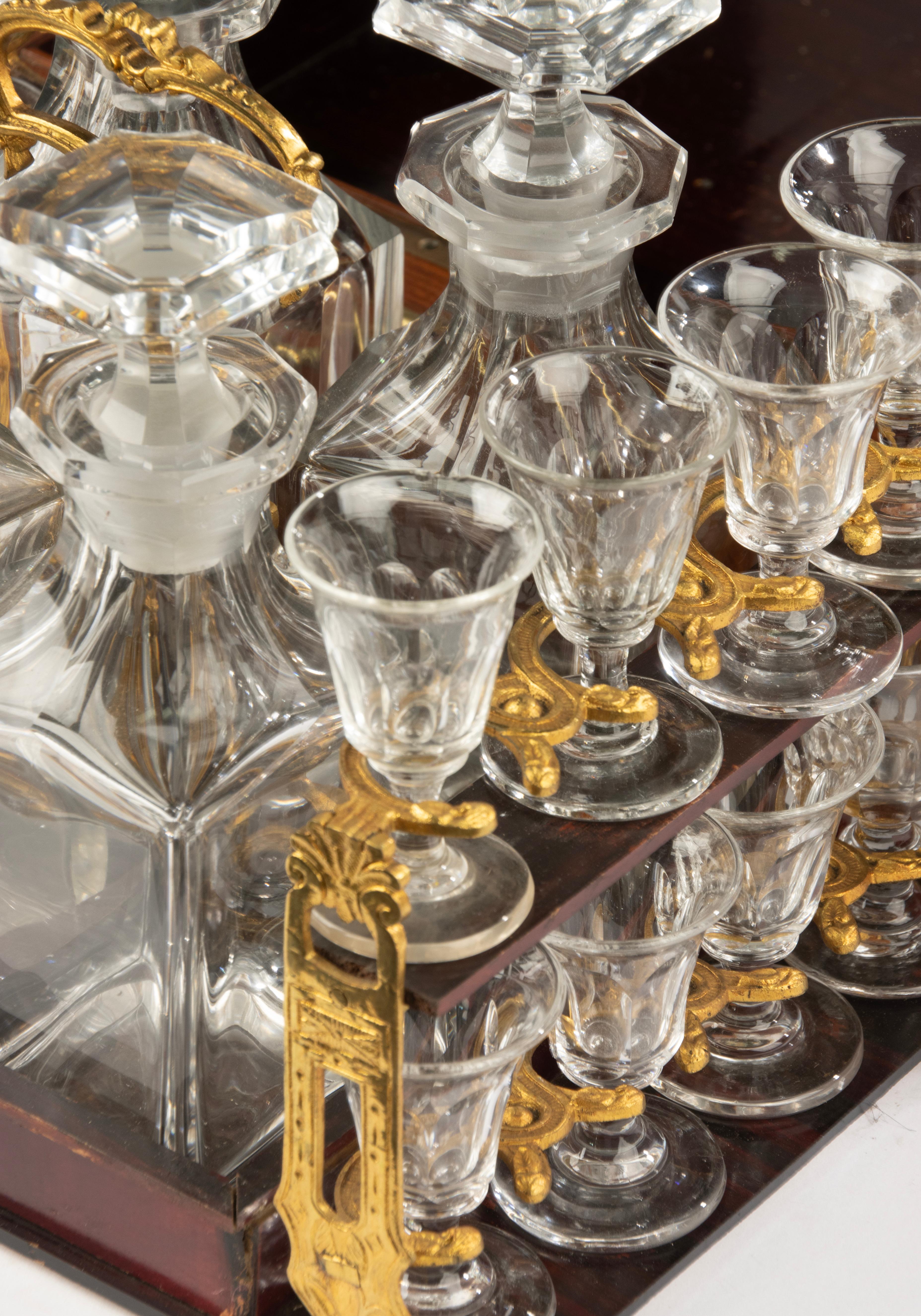 Fatto a mano Cave à Liqueur del XIX secolo - Napoleone III - Cristallo e intarsio - Set completo in vendita