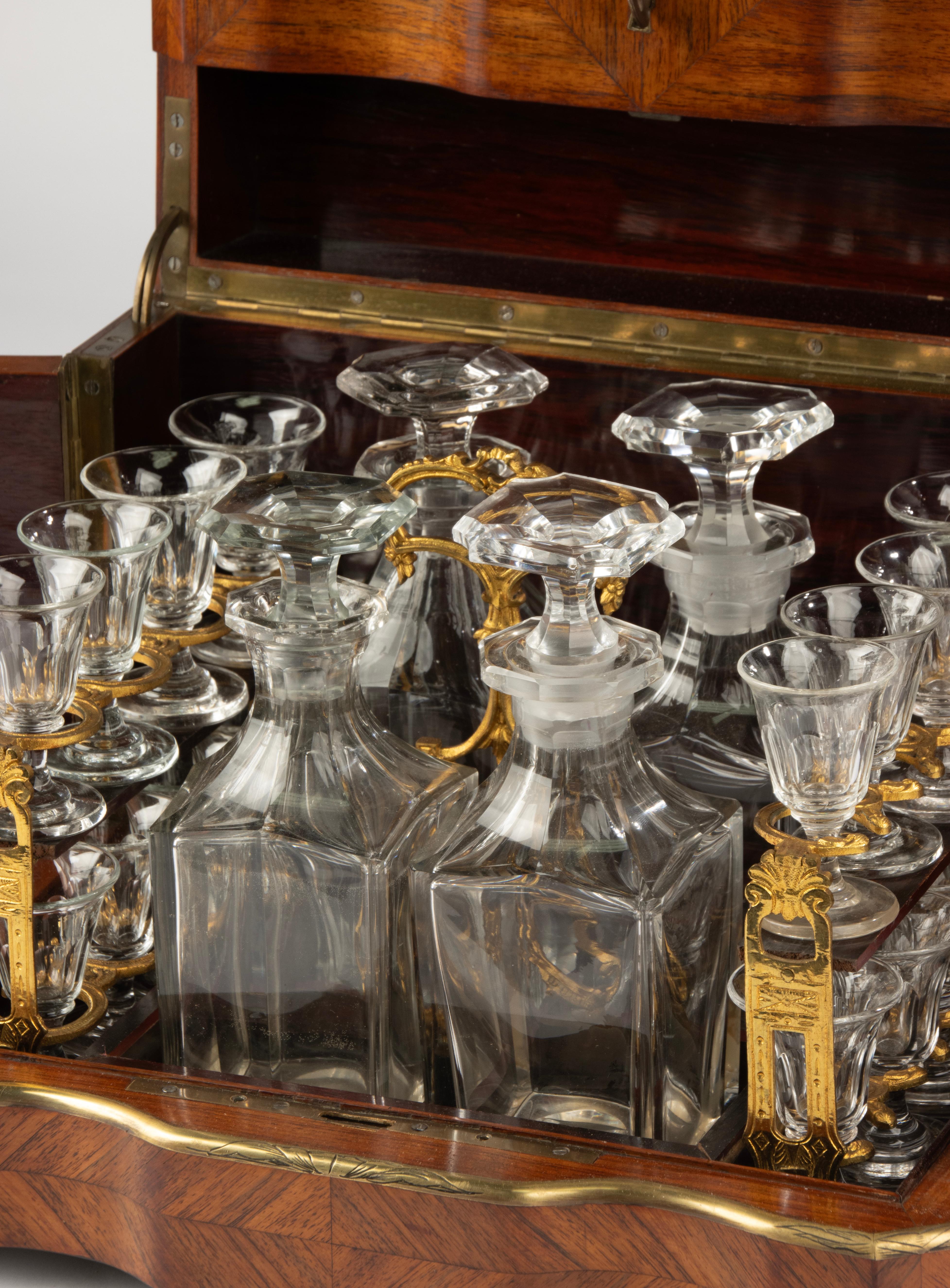 Cave à Liqueur del XIX secolo - Napoleone III - Cristallo e intarsio - Set completo in vendita 2