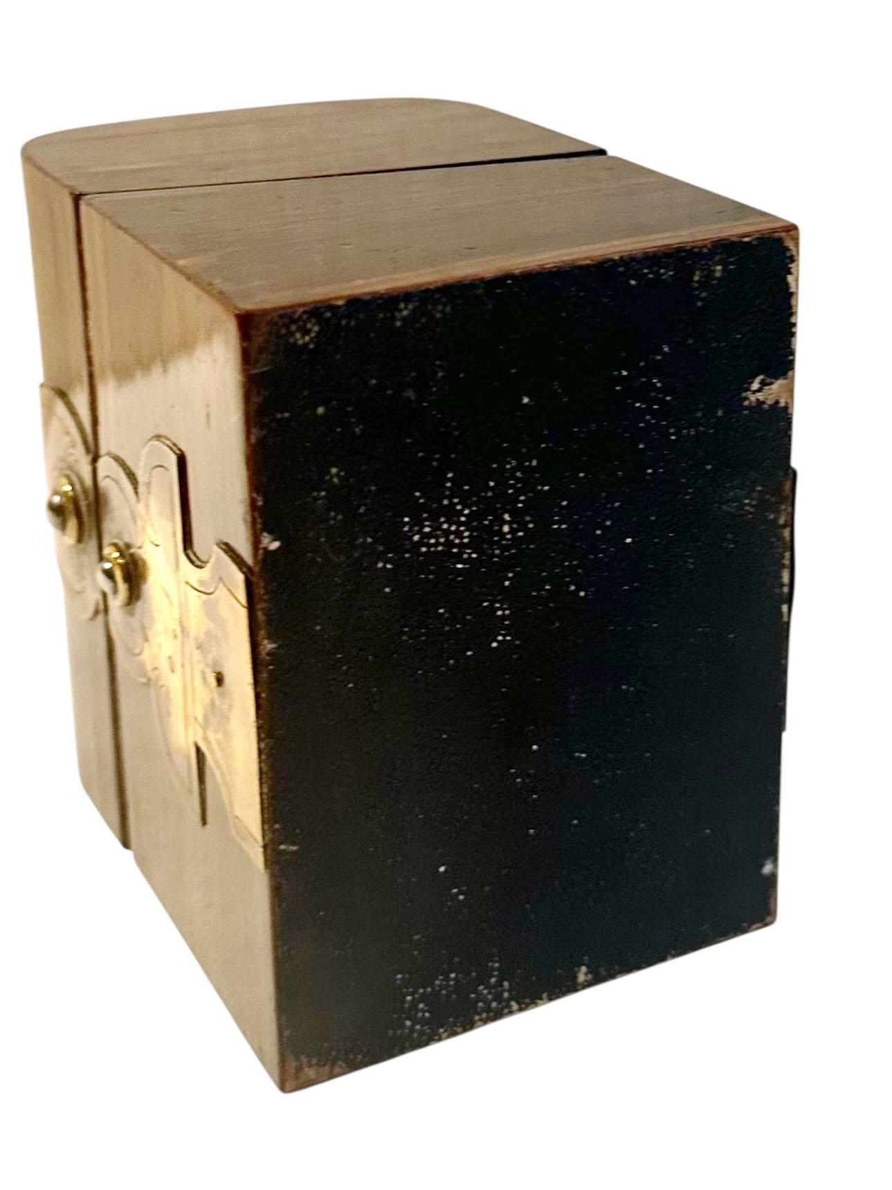 Cent-Box aus dem 19. Jahrhundert im Angebot 4