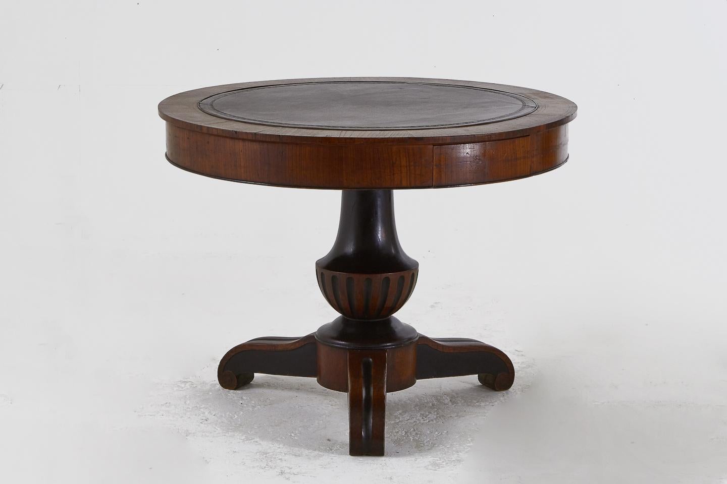 Excellent patina continental ash 19th century leather top centre table, circa 1850.

 