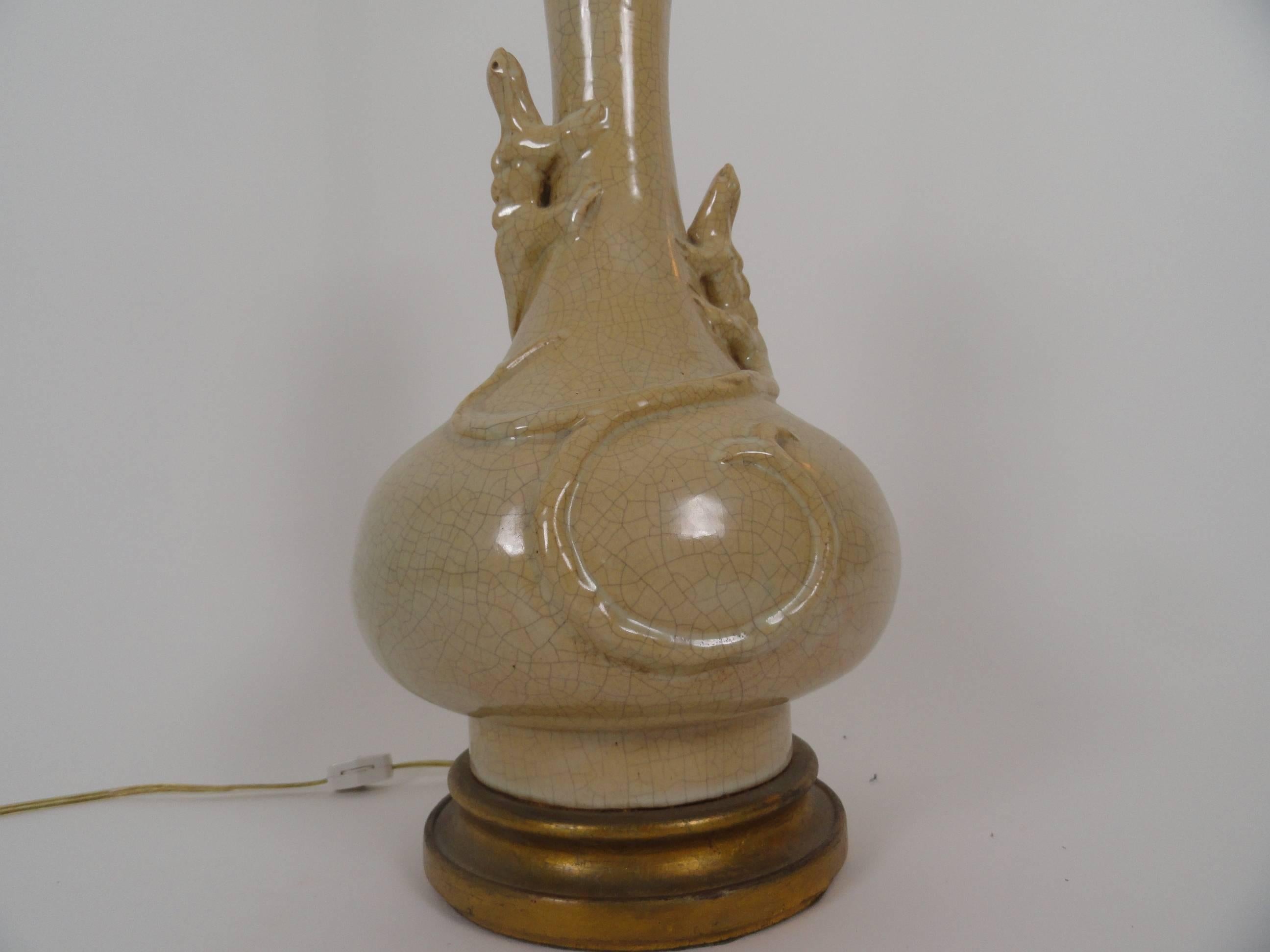 Chinese Export 19th Century Ceramic Lizard Lamp For Sale
