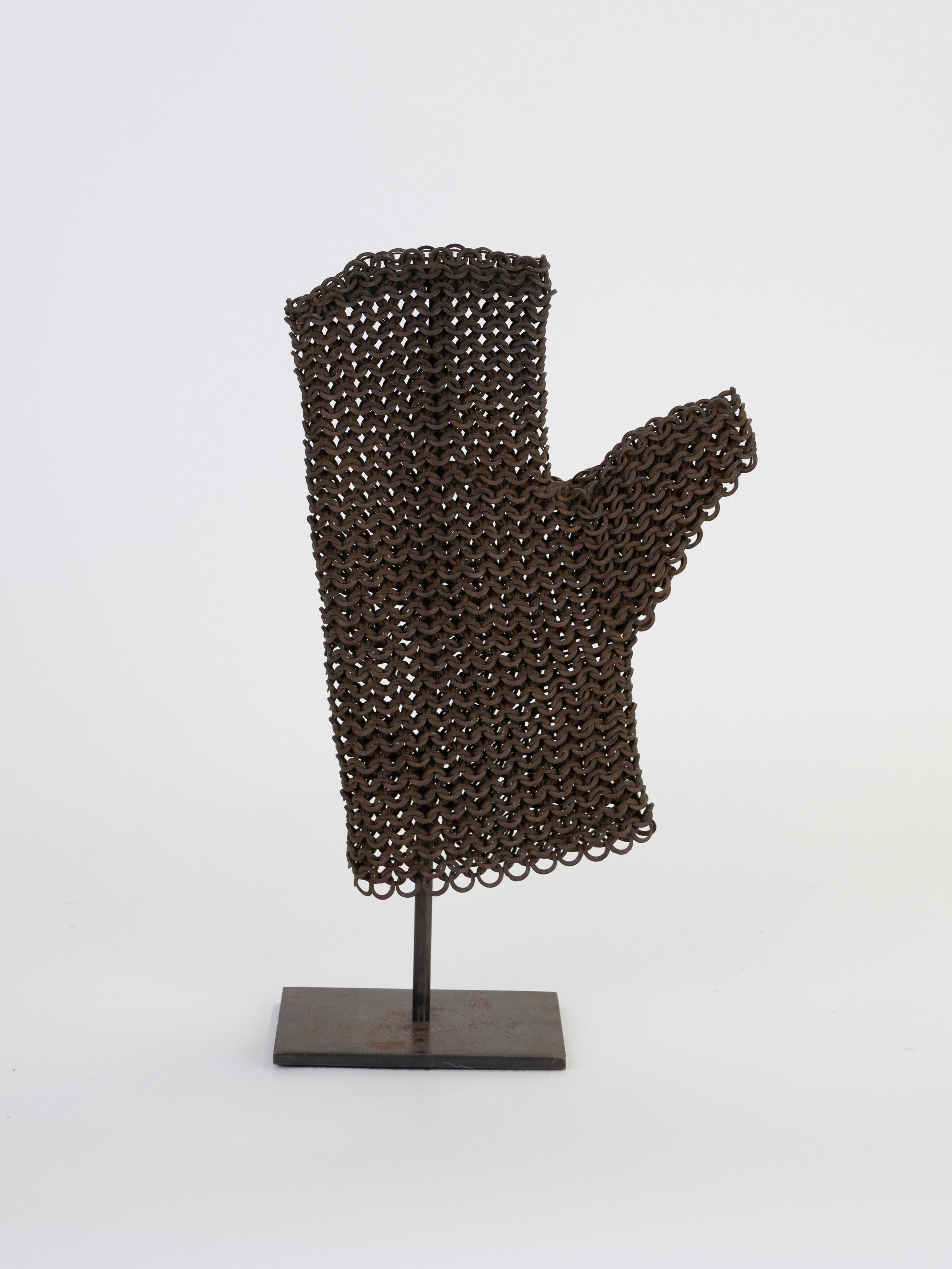 Guanto d'armatura in cotta di maglia del XIX secolo proveniente dall'Argentina in vendita 13