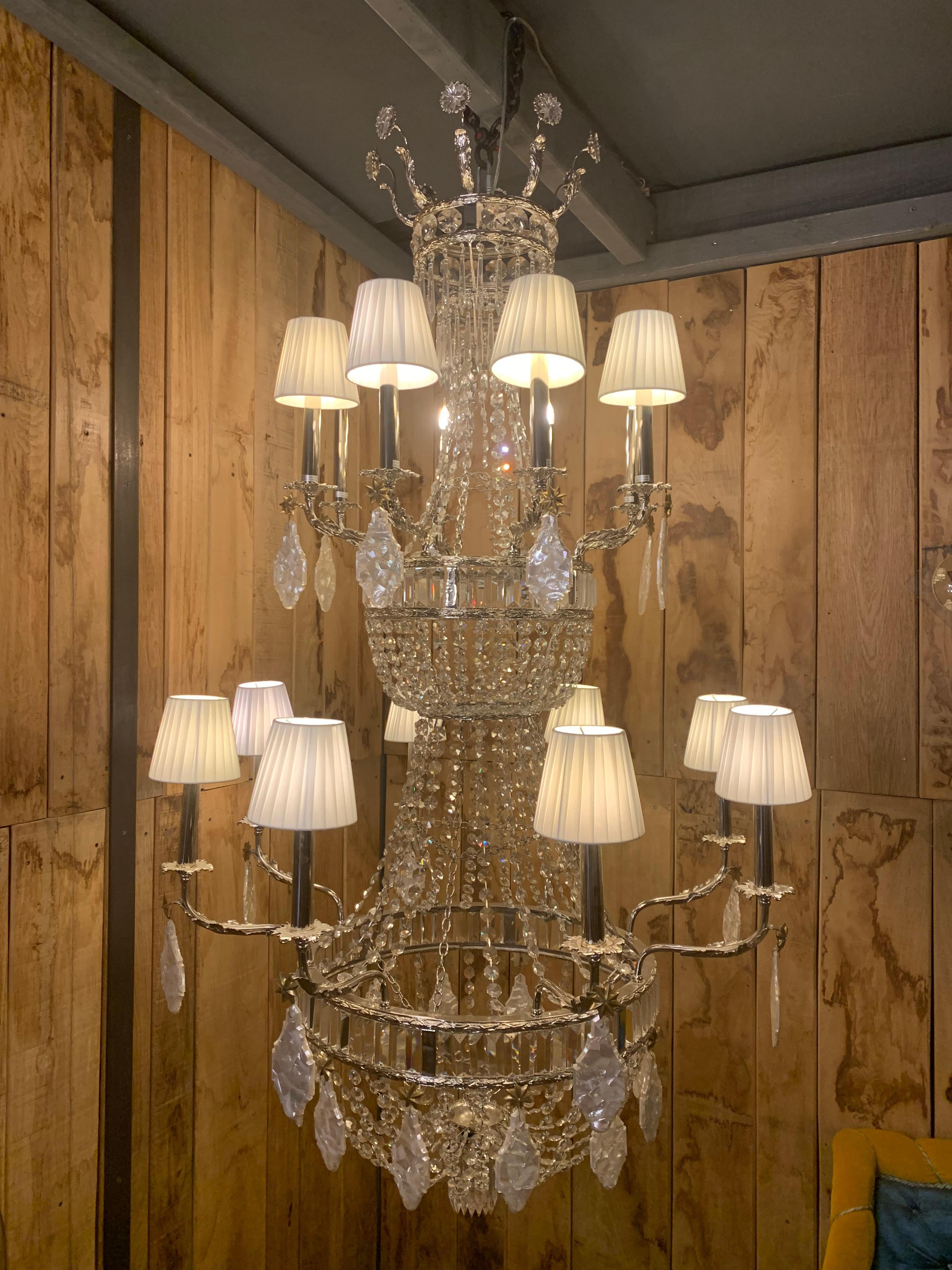 19th Century Chandelier with 16 Lights in Nickel Bronze and Mother-of-Pearl For Sale 4