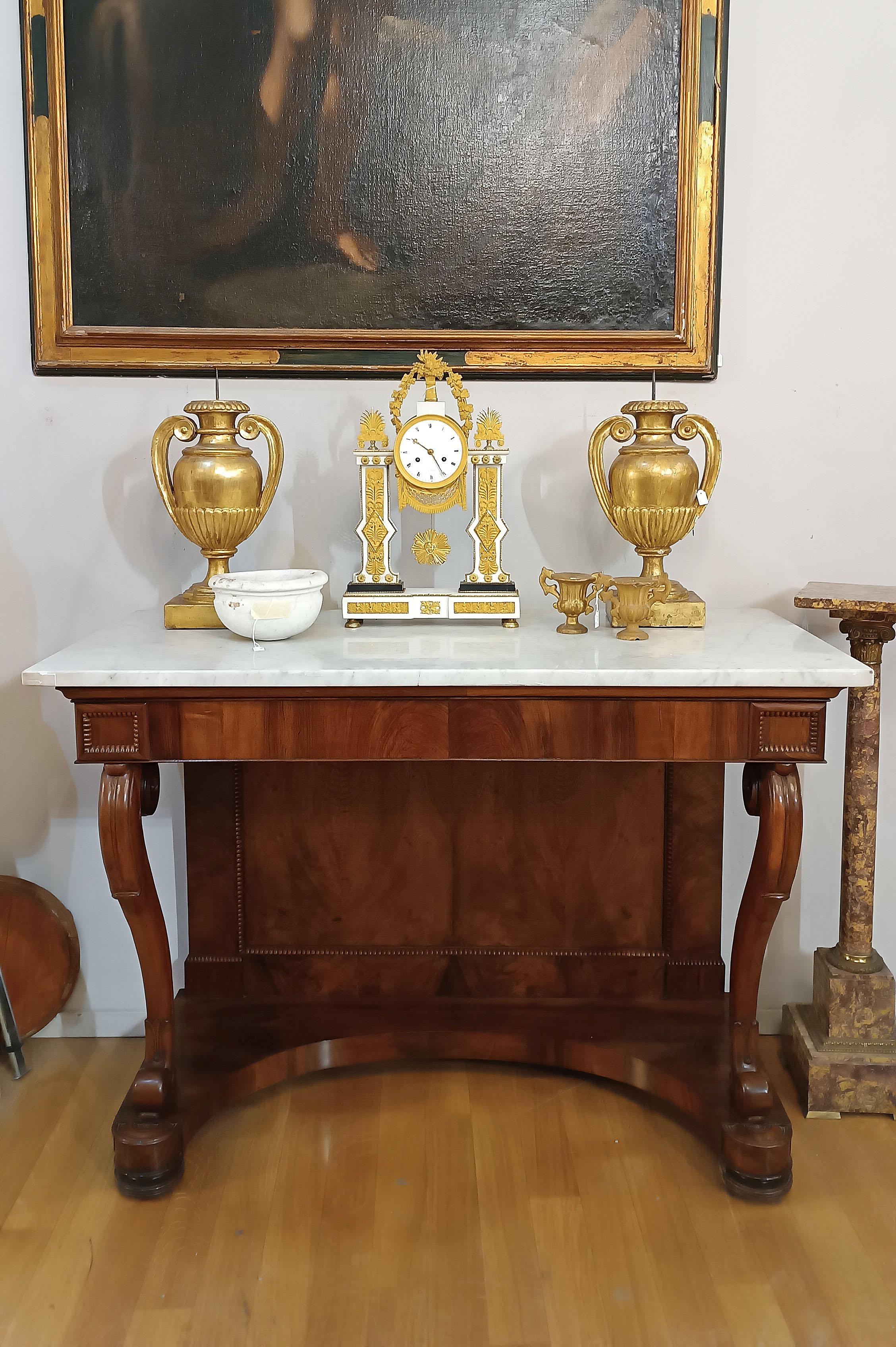 19th CENTURY CHARLES X CONSOLLE IN WALNUT AND CARRARA MARBLE For Sale 2