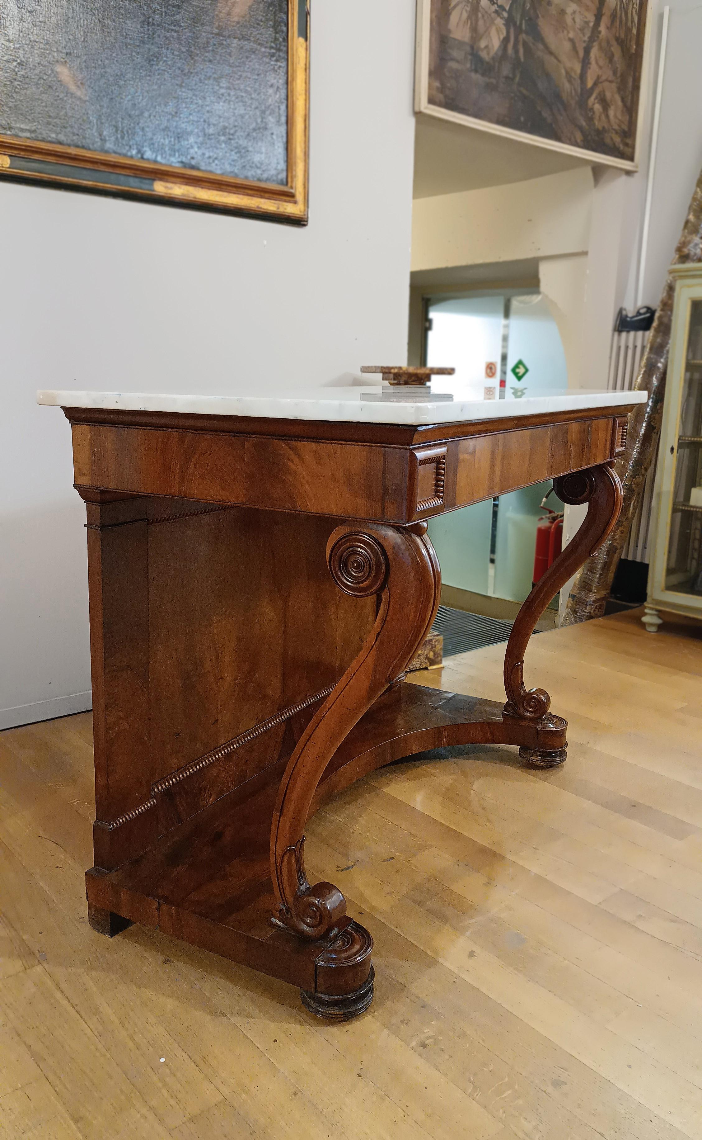 Italian 19th CENTURY CHARLES X CONSOLLE IN WALNUT AND CARRARA MARBLE For Sale