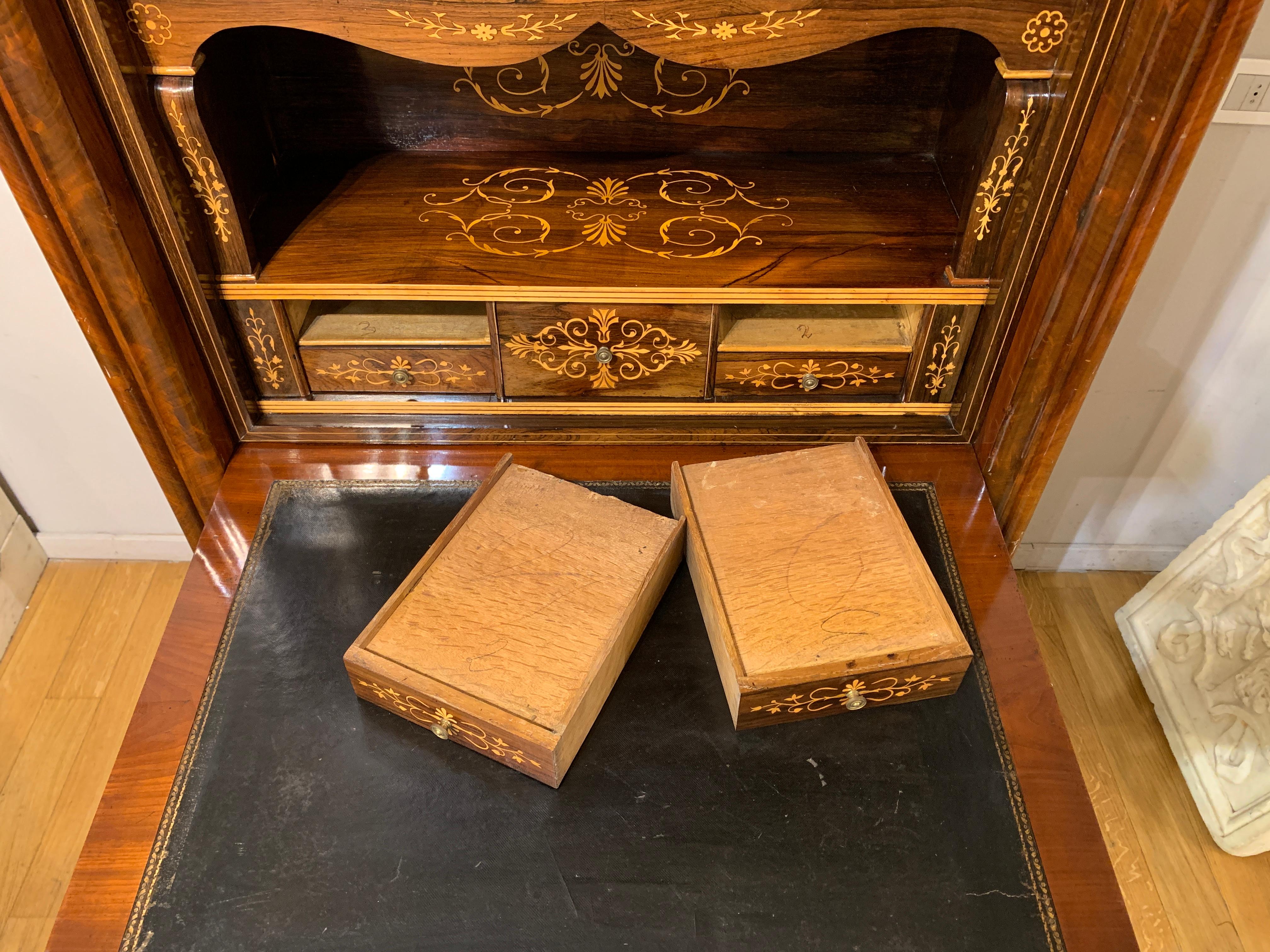 Doré sECRÉTAIRE EN MAHOGANY CHARLES X DU 19e SIÈCLE